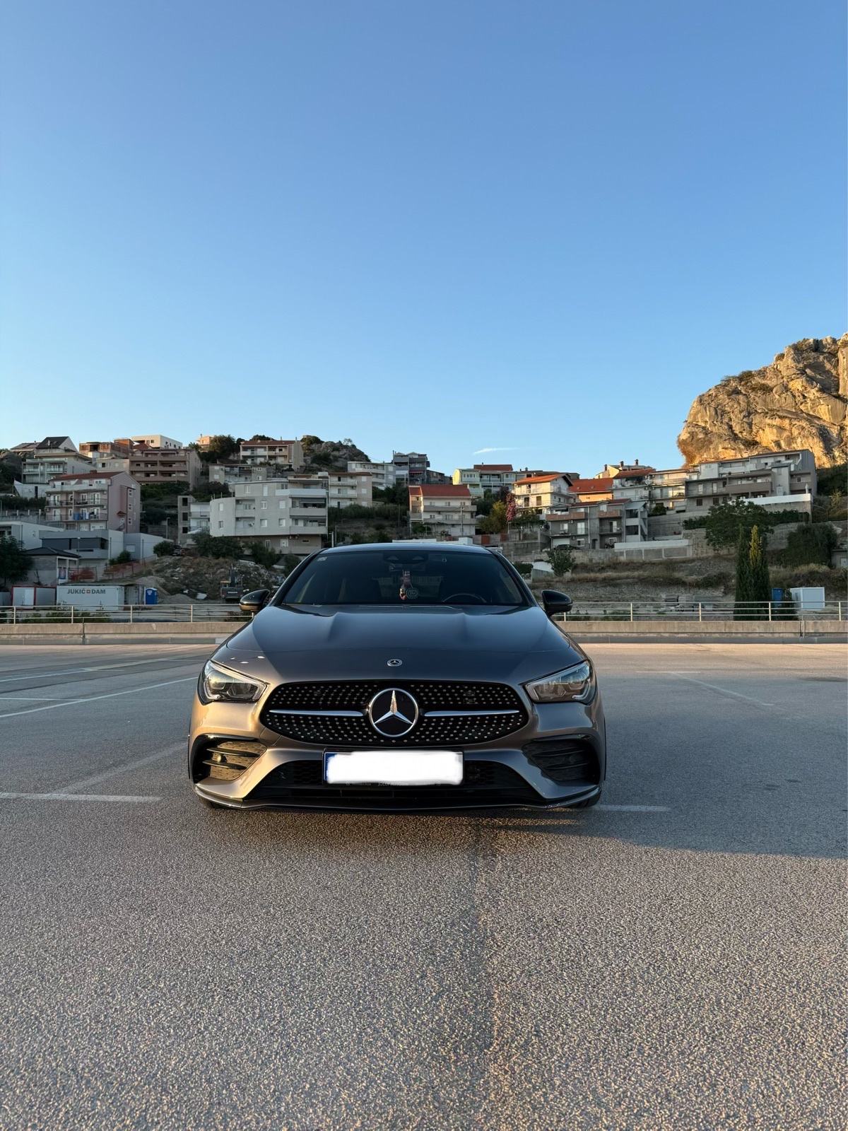 Mercedes-Benz CLA 200 d AMG automatik, fotografija 3