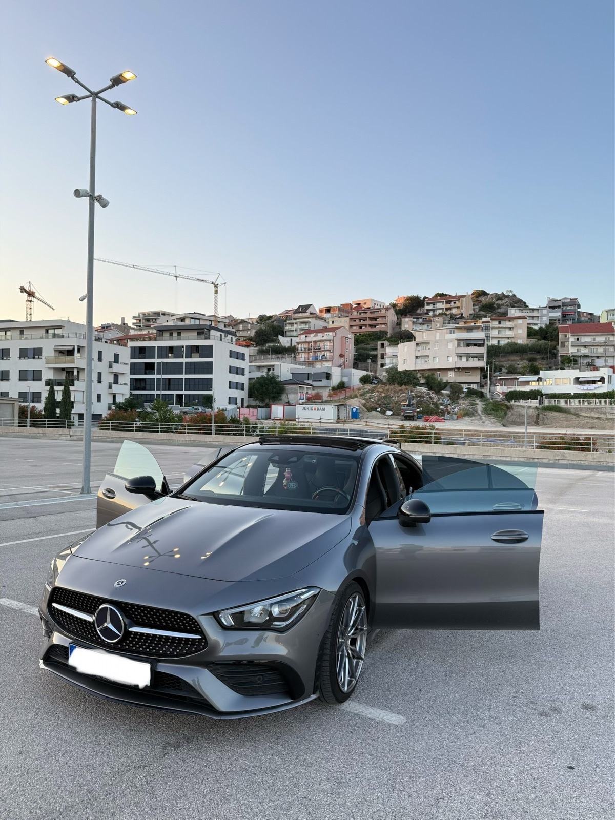 Mercedes-Benz CLA 200 d AMG automatik, fotografija 2