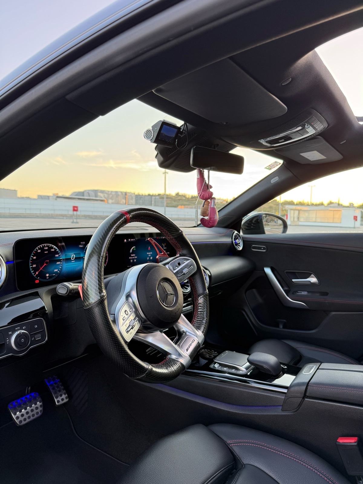 Mercedes-Benz CLA 200 d AMG automatik, fotografija 11