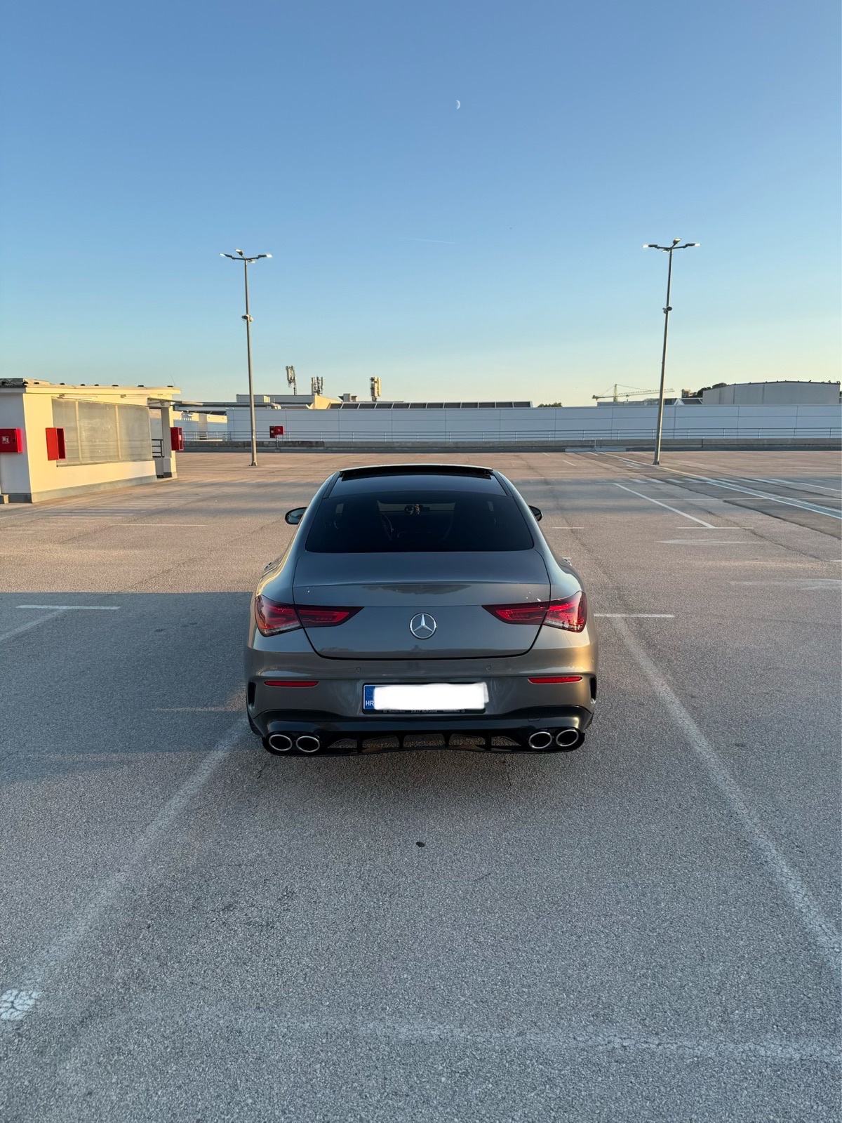 Mercedes-Benz CLA 200 d AMG automatik, fotografija 8