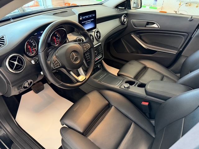 Mercedes-Benz CLA klasa 200 d ***ODLIČAN***, fotografija 8