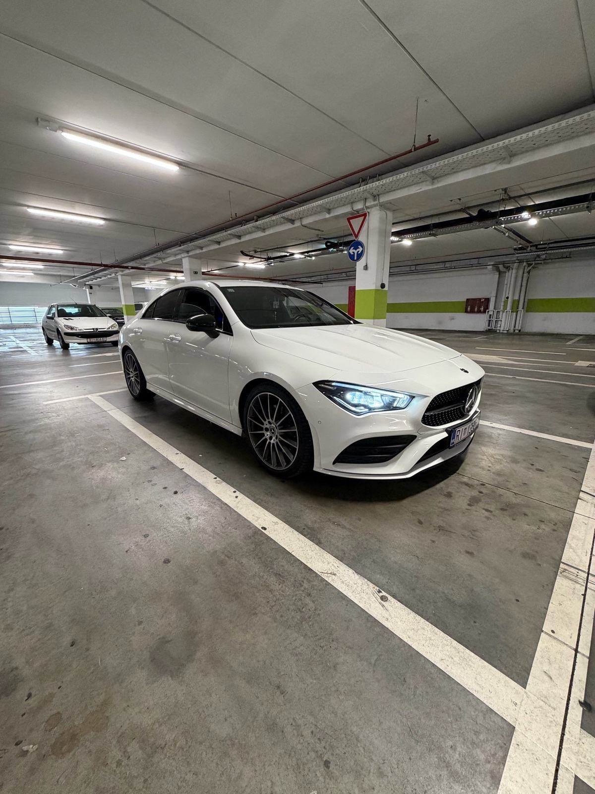 Mercedes-Benz CLA klasa 220 d automatik, fotografija 2