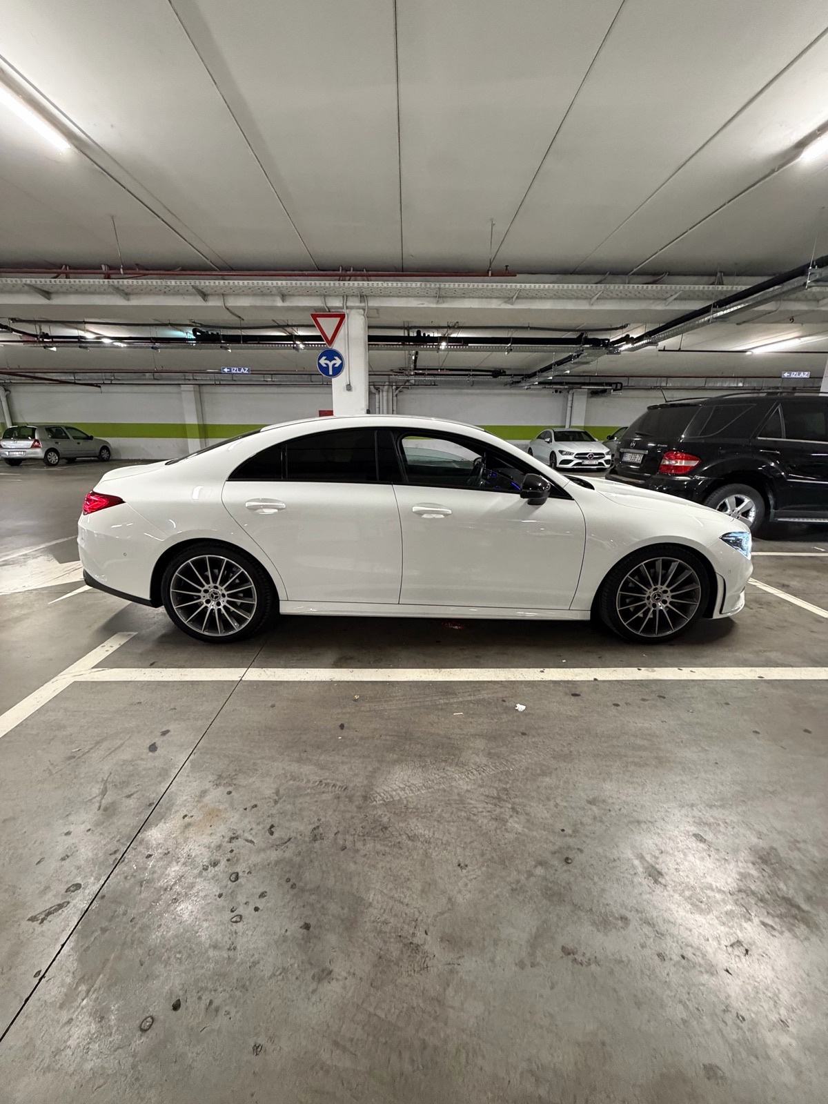 Mercedes-Benz CLA klasa 220 d automatik, fotografija 4