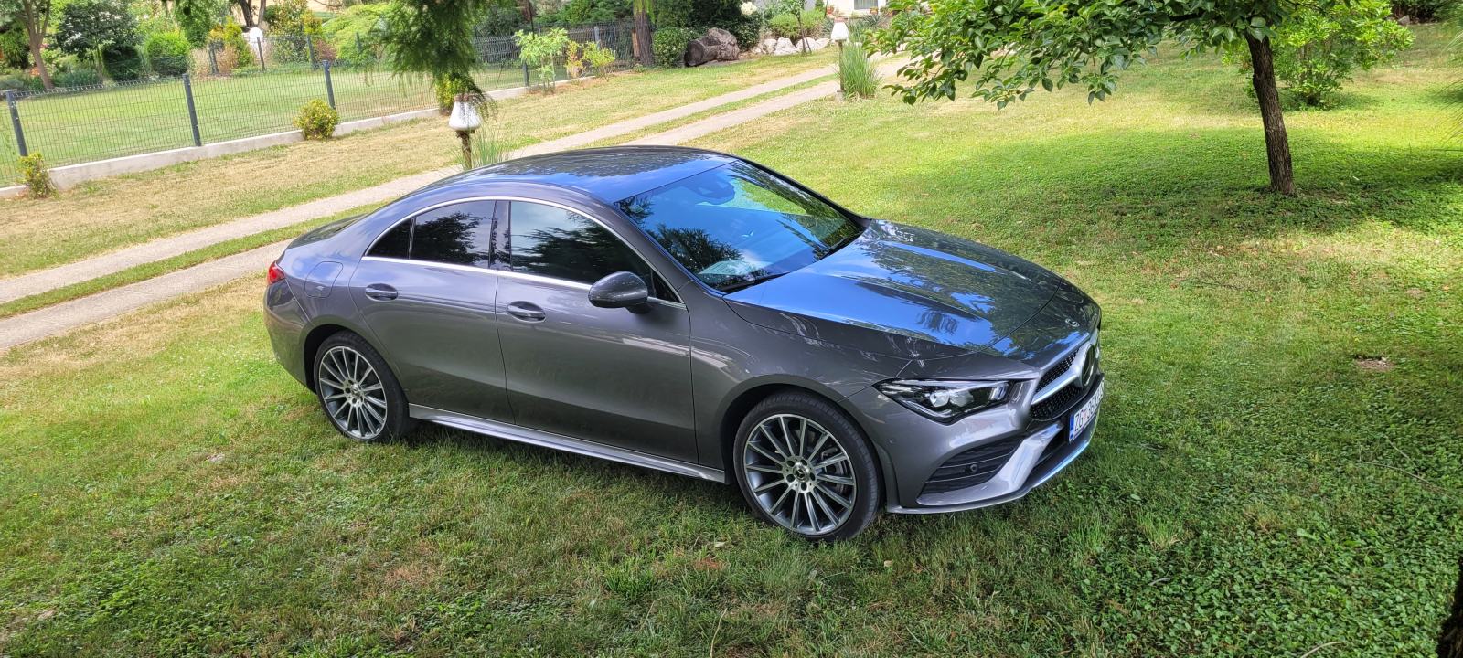 Mercedes-Benz CLA 250e plug in hybrid, fotografija 4