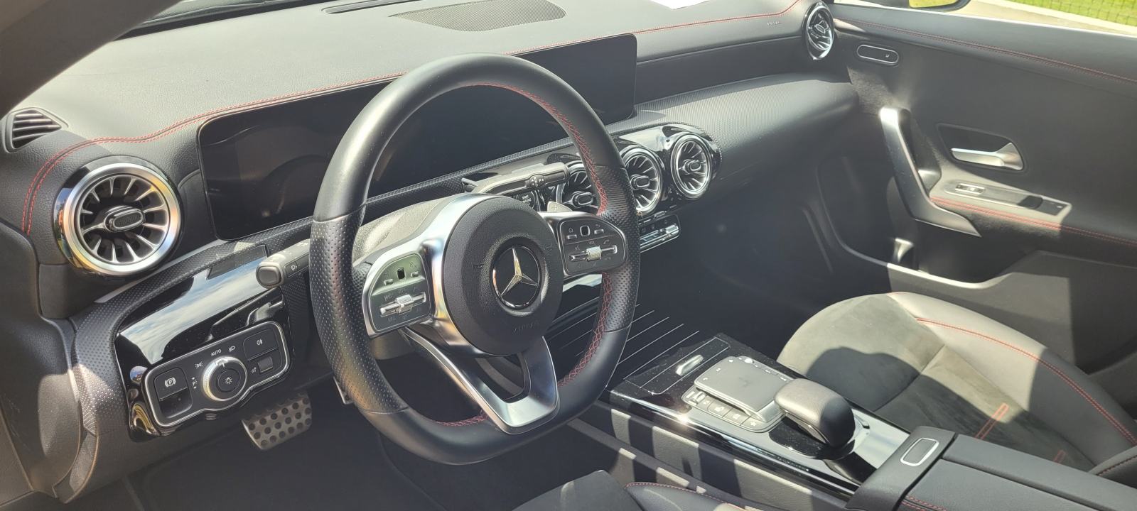 Mercedes-Benz CLA 250e plug in hybrid, fotografija 15