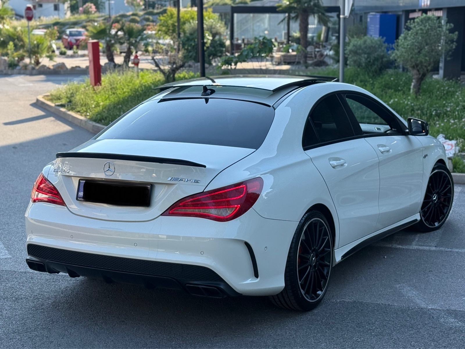 Mercedes-Benz CLA klasa 45 AMG 4MATIC Panorama,Koža,H&K,19”,Zamjena!!, fotografija 2