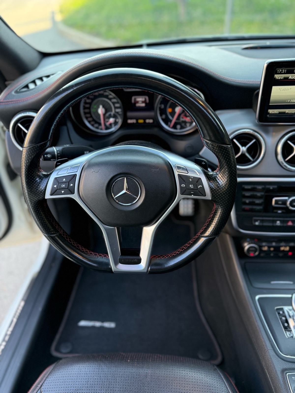 Mercedes-Benz CLA klasa 45 AMG 4MATIC Panorama,Koža,H&K,19”,Zamjena!!, fotografija 11