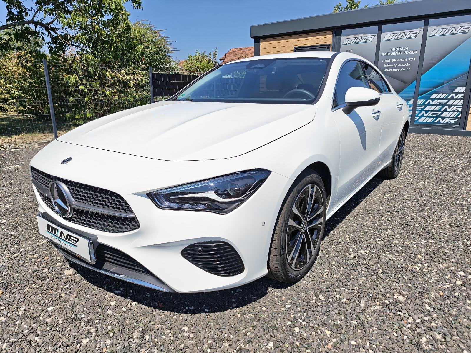 Mercedes-Benz CLA klasa CLA 180, fotografija 1