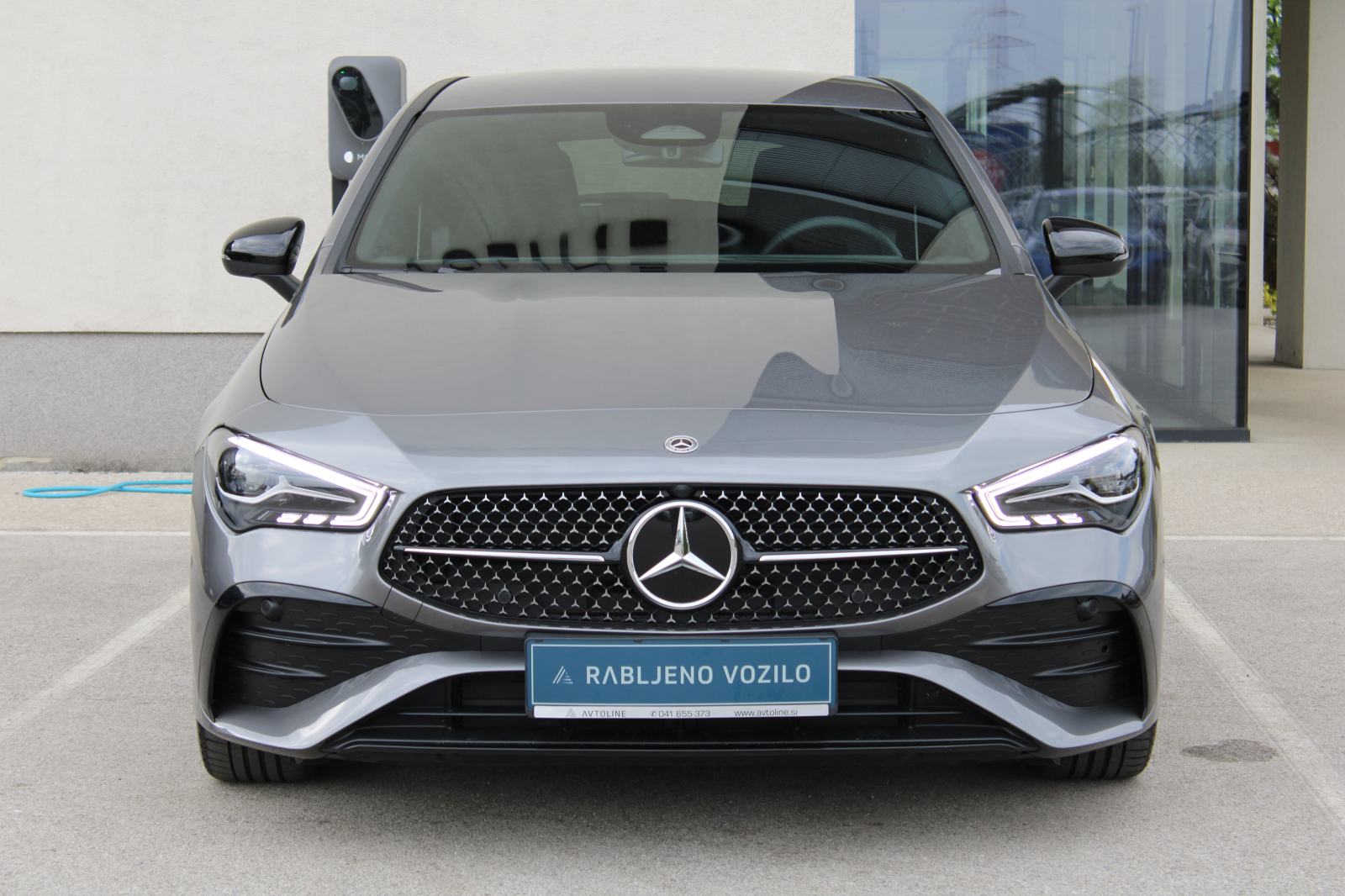 Mercedes-Benz CLA Shooting Brake CLA 200 d SB AMG Line Avt. DCC KAM NA, pogled izvana - slika 2