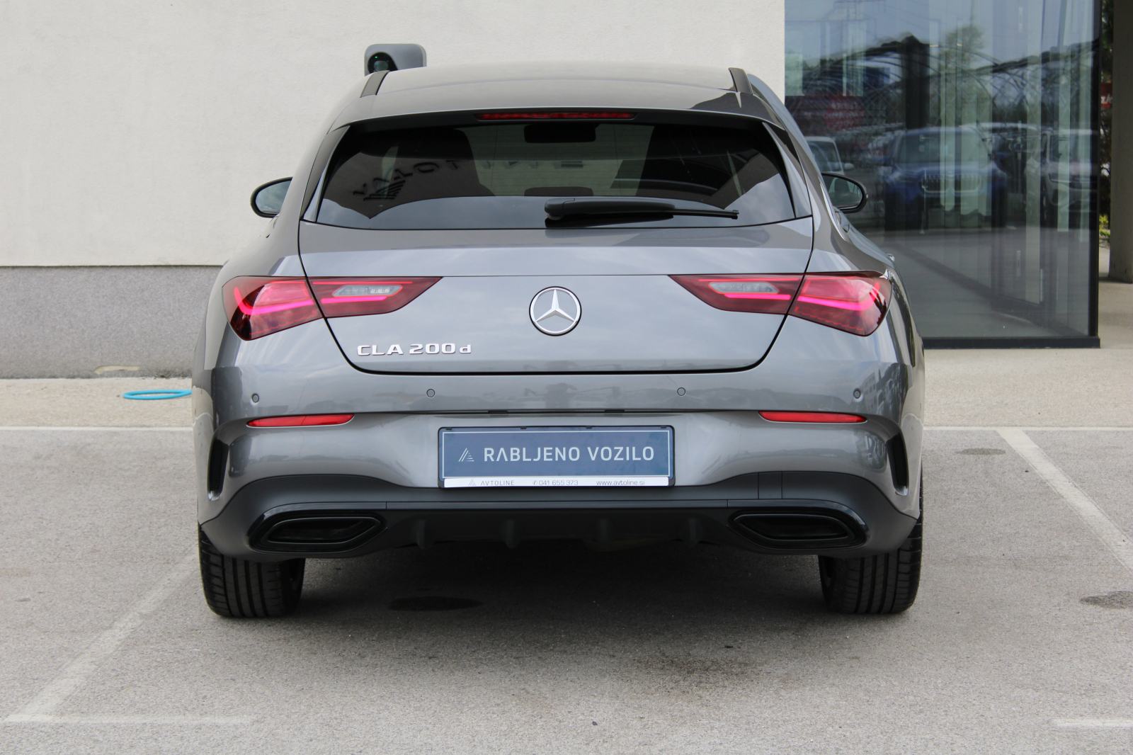 Mercedes-Benz CLA Shooting Brake CLA 200 d SB AMG Line Avt. DCC KAM NA, pogled izvana - slika 3