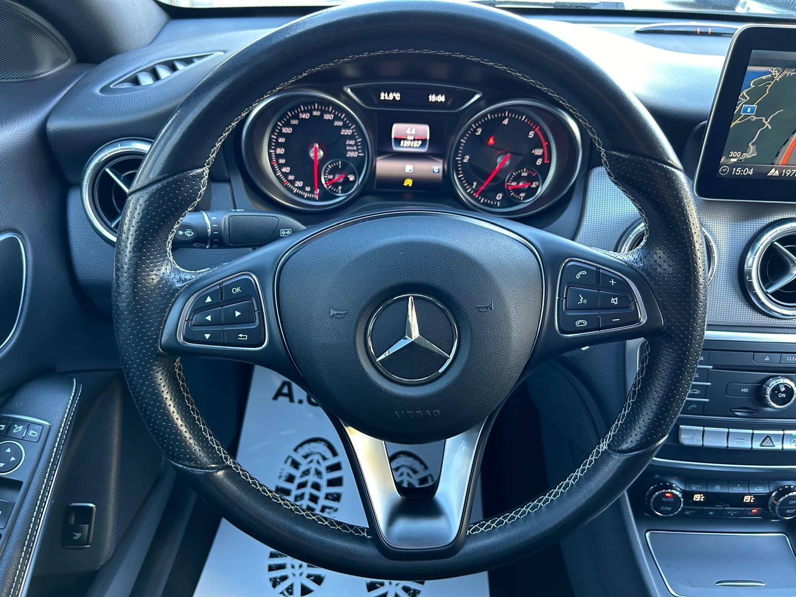Mercedes-Benz CLA200d - 130000km - LED - NAVI - GARANCIJA - REG GRATIS, fotografija 11