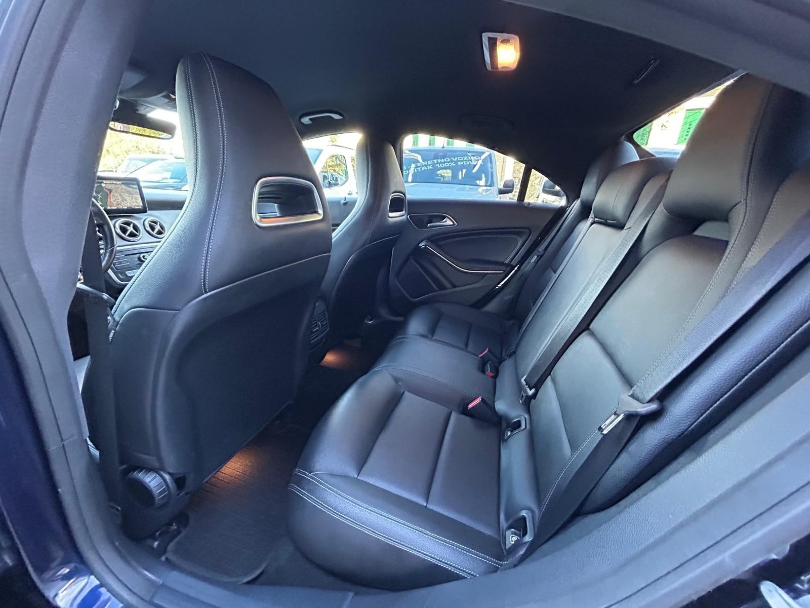 Mercedes-Benz CLA200d - 130000km - LED - NAVI - GARANCIJA - REG GRATIS, fotografija 20