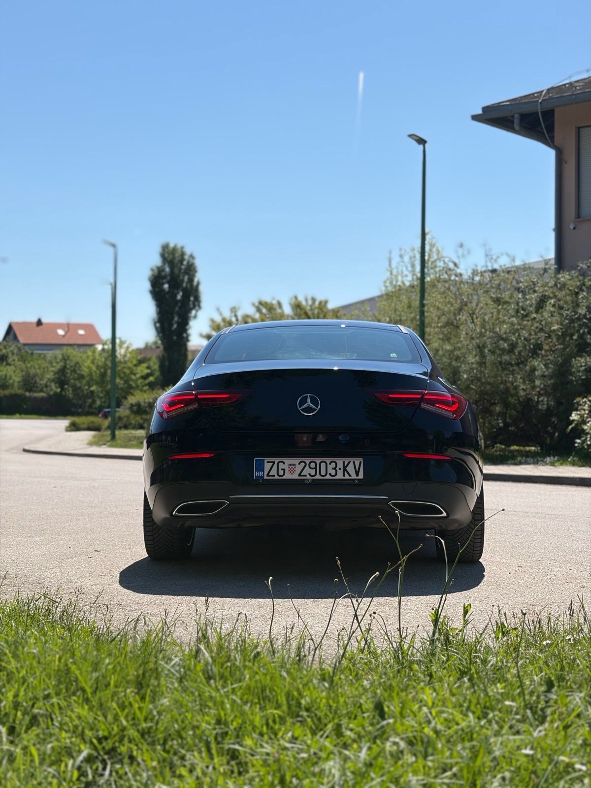 Mercedes-Benz CLA200d- 2.0 150ks-AMBILIGHT-LED-CRNO NEBO, fotografija 6