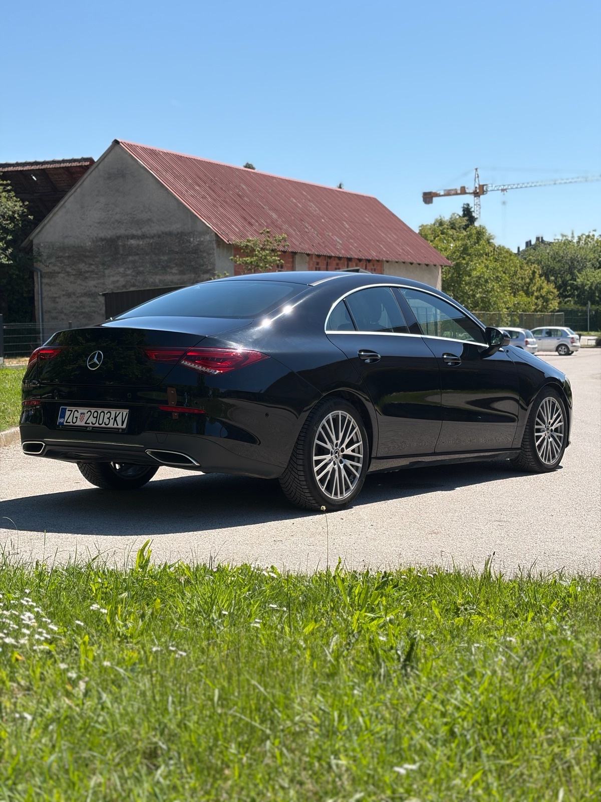 Mercedes-Benz CLA200d- 2.0 150ks-AMBILIGHT-LED-CRNO NEBO, fotografija 7