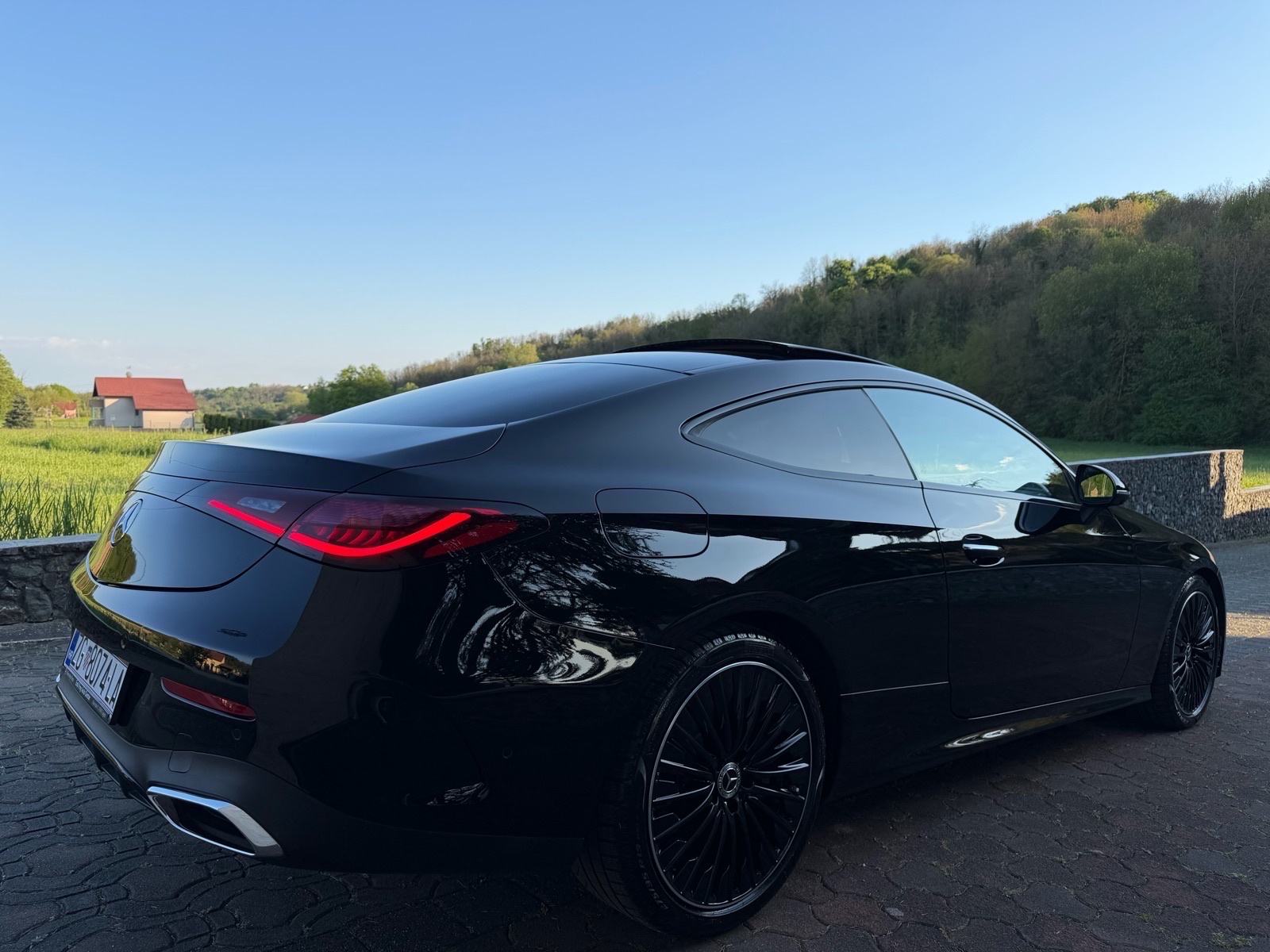 Mercedes-Benz CLE 300 4MATIC AMG LINE,DIGITAL LIGHT,PANO,KAM360,BURMES, fotografija 6