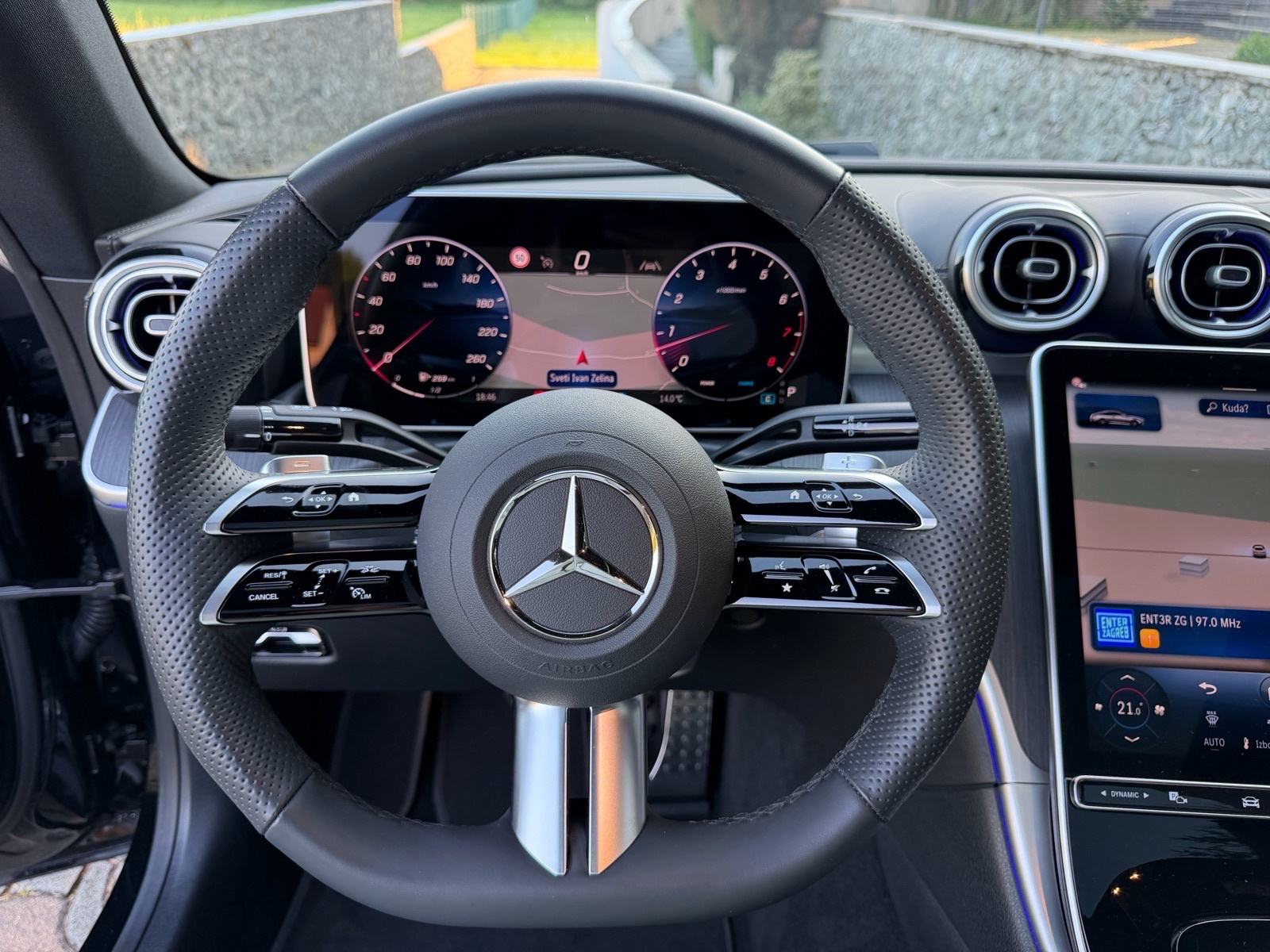 Mercedes-Benz CLE 300 4MATIC AMG LINE,DIGITAL LIGHT,PANO,KAM360,BURMES, fotografija 17