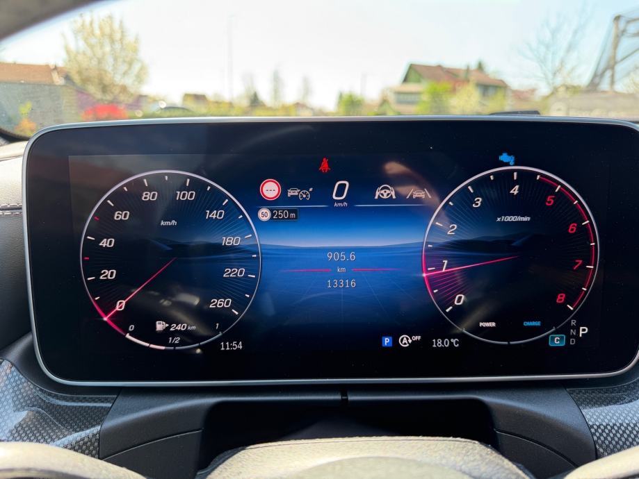 Mercedes-Benz CLE Coupe 300 LEASING BEZ UČEŠĆA I BEZ JAMACA, fotografija 11
