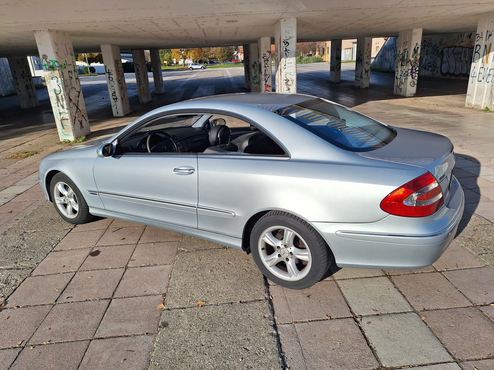 Mercedes Benz CLK Coupe 270 CDI Automatik 2004 God Mercedes Benz CLK Coupe 270 CDI Automatik 2004 God