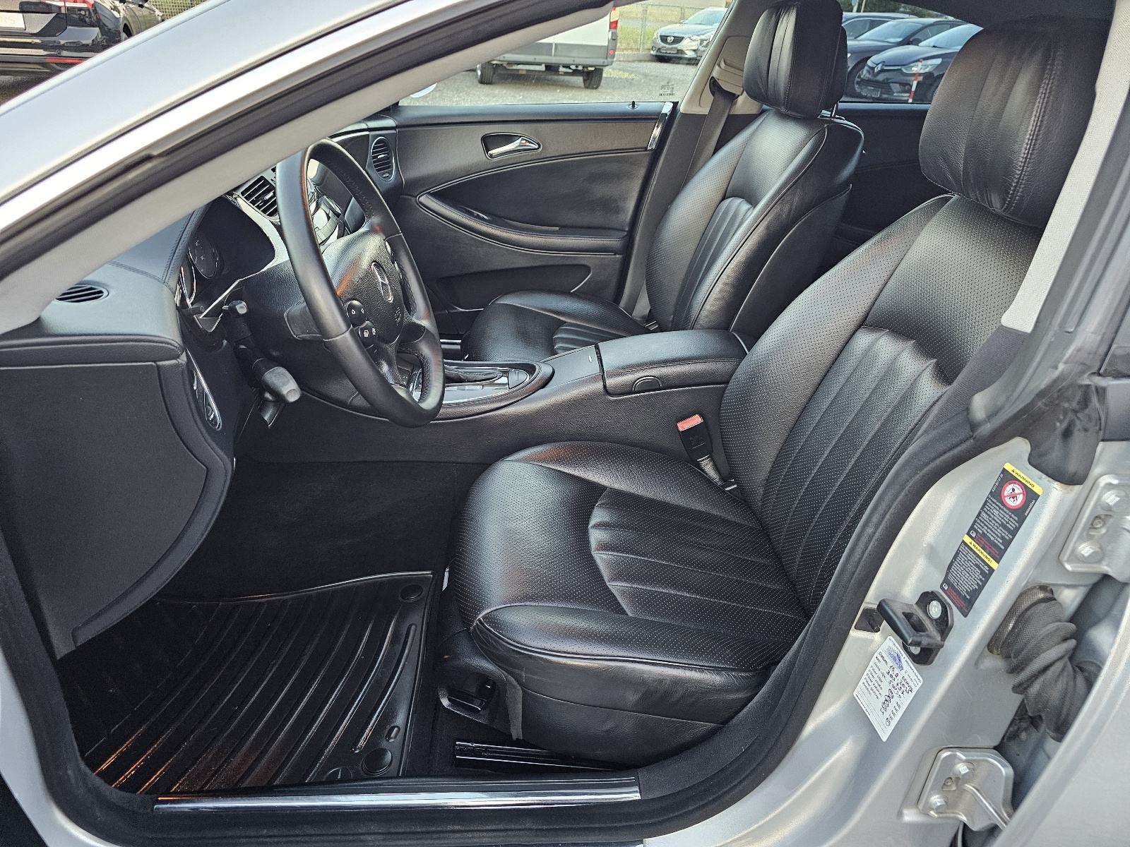 Mercedes-Benz CLS klasa 320 CDI **HR-VOZILO**ODLIČNO-STANJE***, fotografija 9