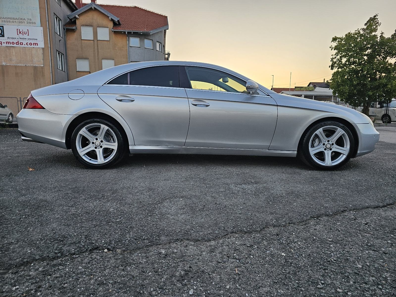Mercedes-Benz CLS klasa 320 CDI **HR-VOZILO**ODLIČNO-STANJE***, fotografija 4