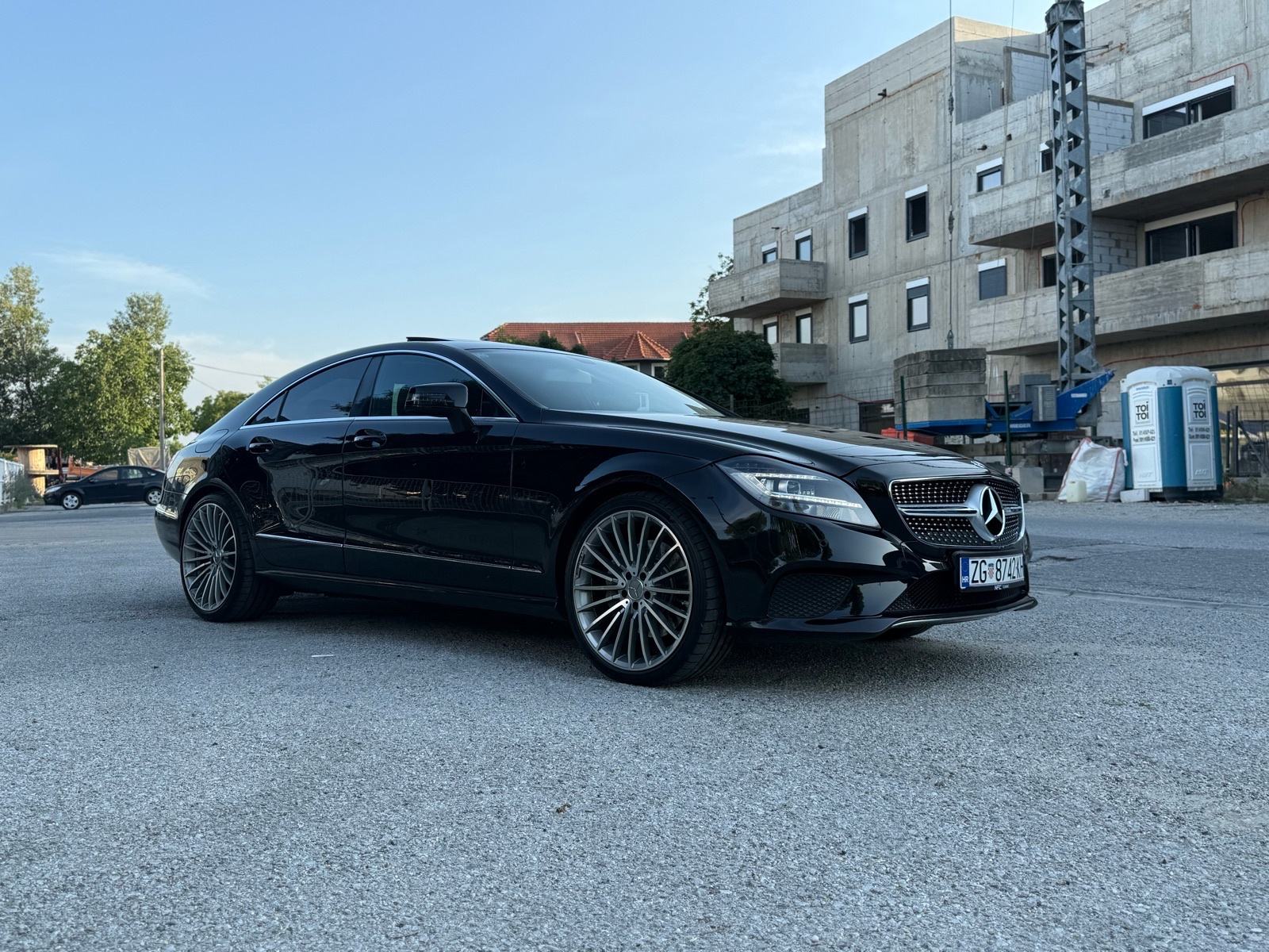 Mercedes-Benz CLS350d 4matic Bluetec, pogled izvana - slika 2