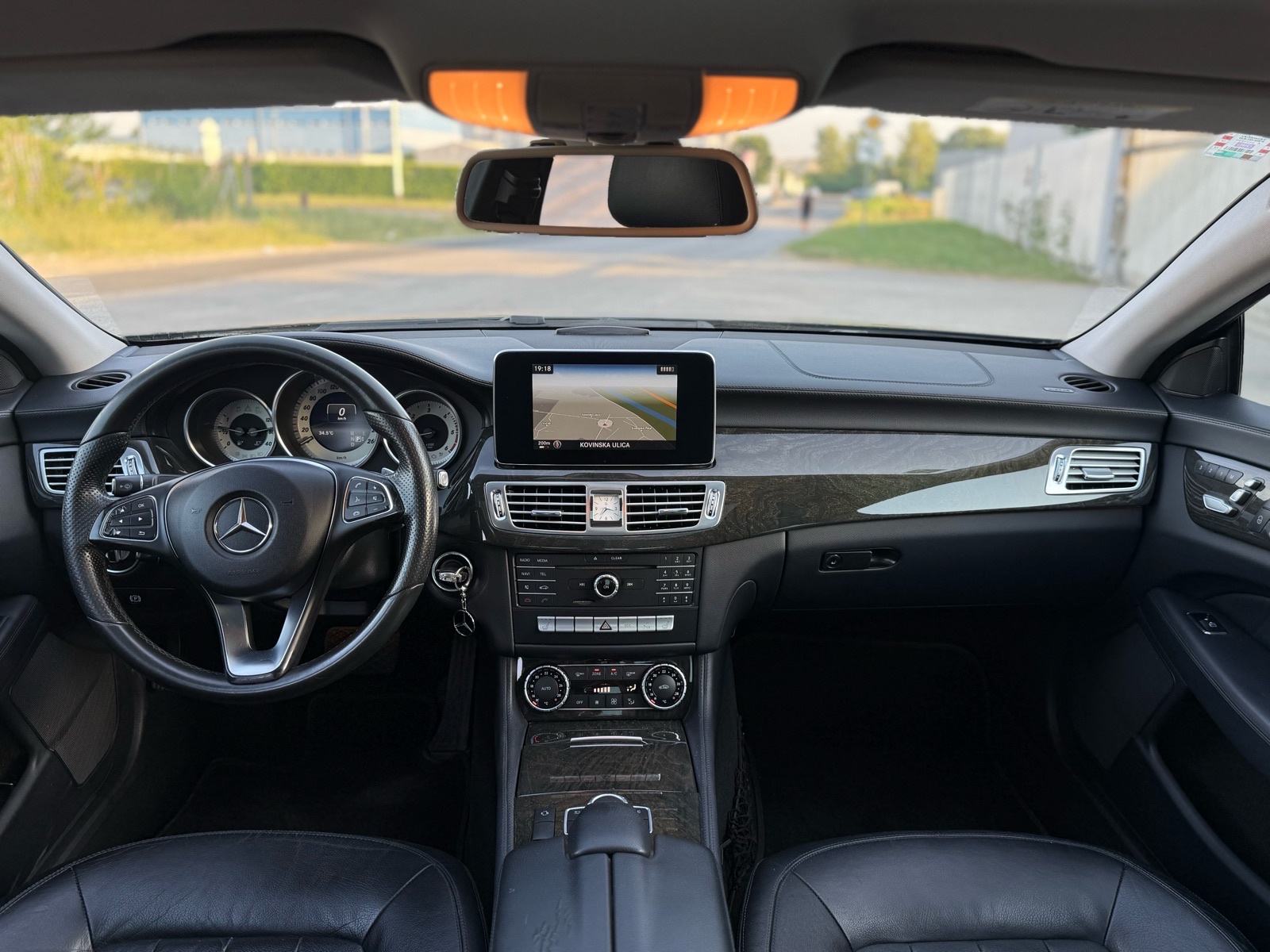 Mercedes-Benz CLS350d 4matic Bluetec, fotografija 15