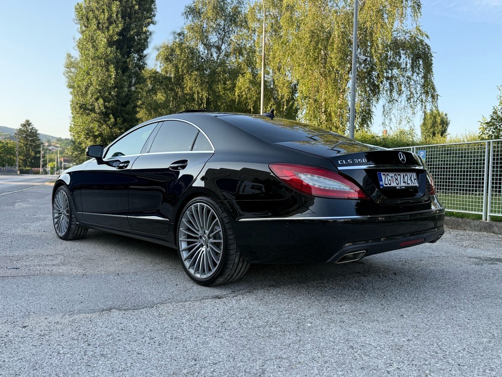 Mercedes-Benz CLS350d 4matic Bluetec, pogled izvana - slika 3