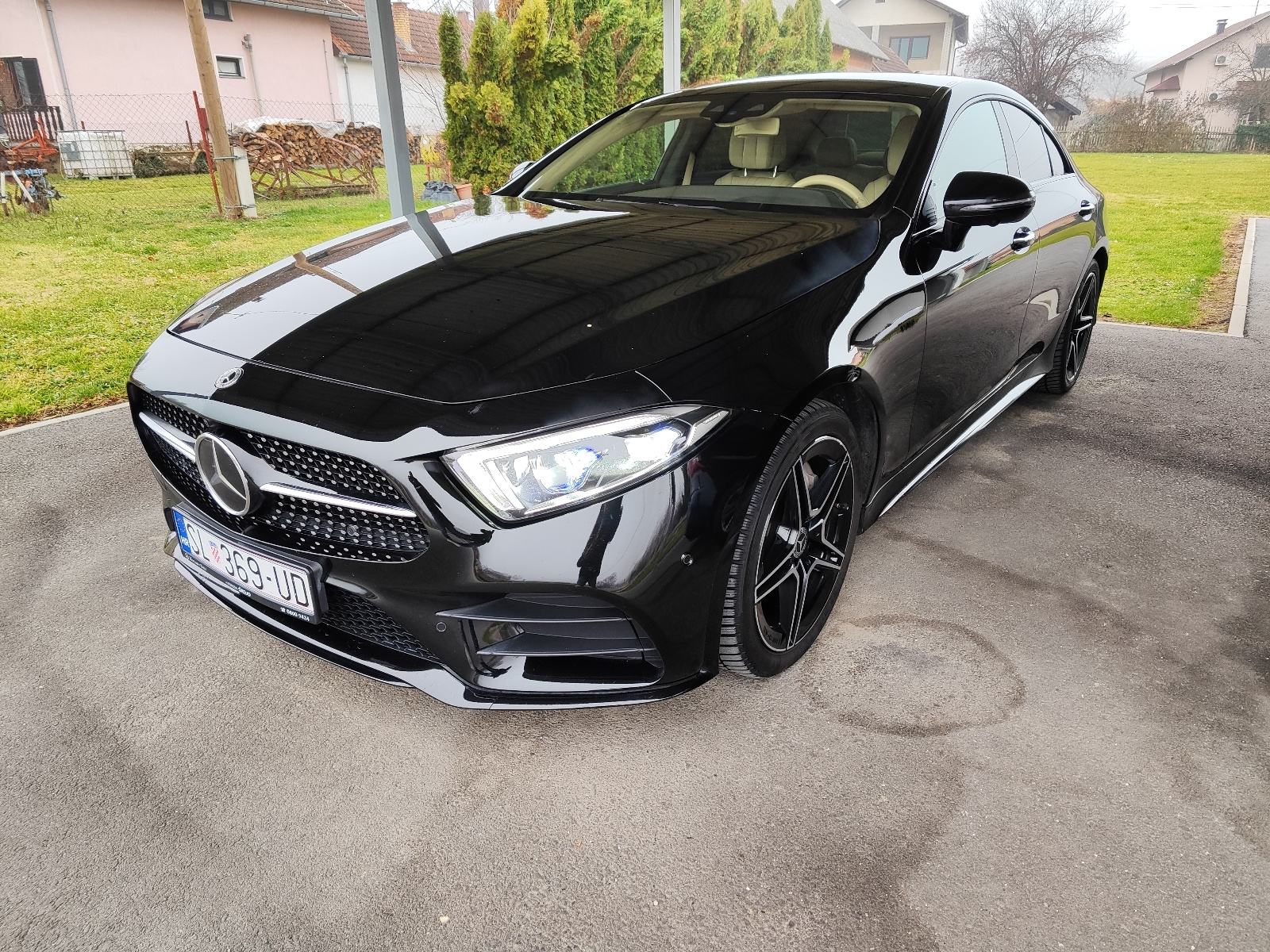Mercedes-Benz CLS 400 D AMG 4Matic, pogled izvana - slika 3