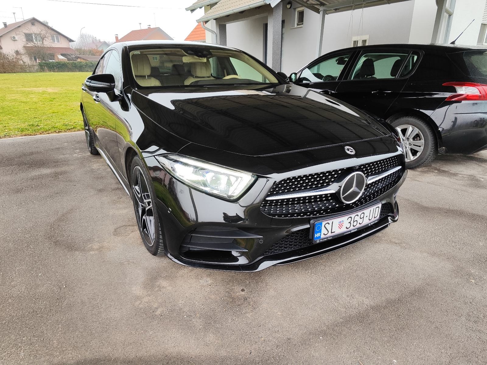 Mercedes-Benz CLS 400 D AMG 4Matic, pogled izvana - slika 4