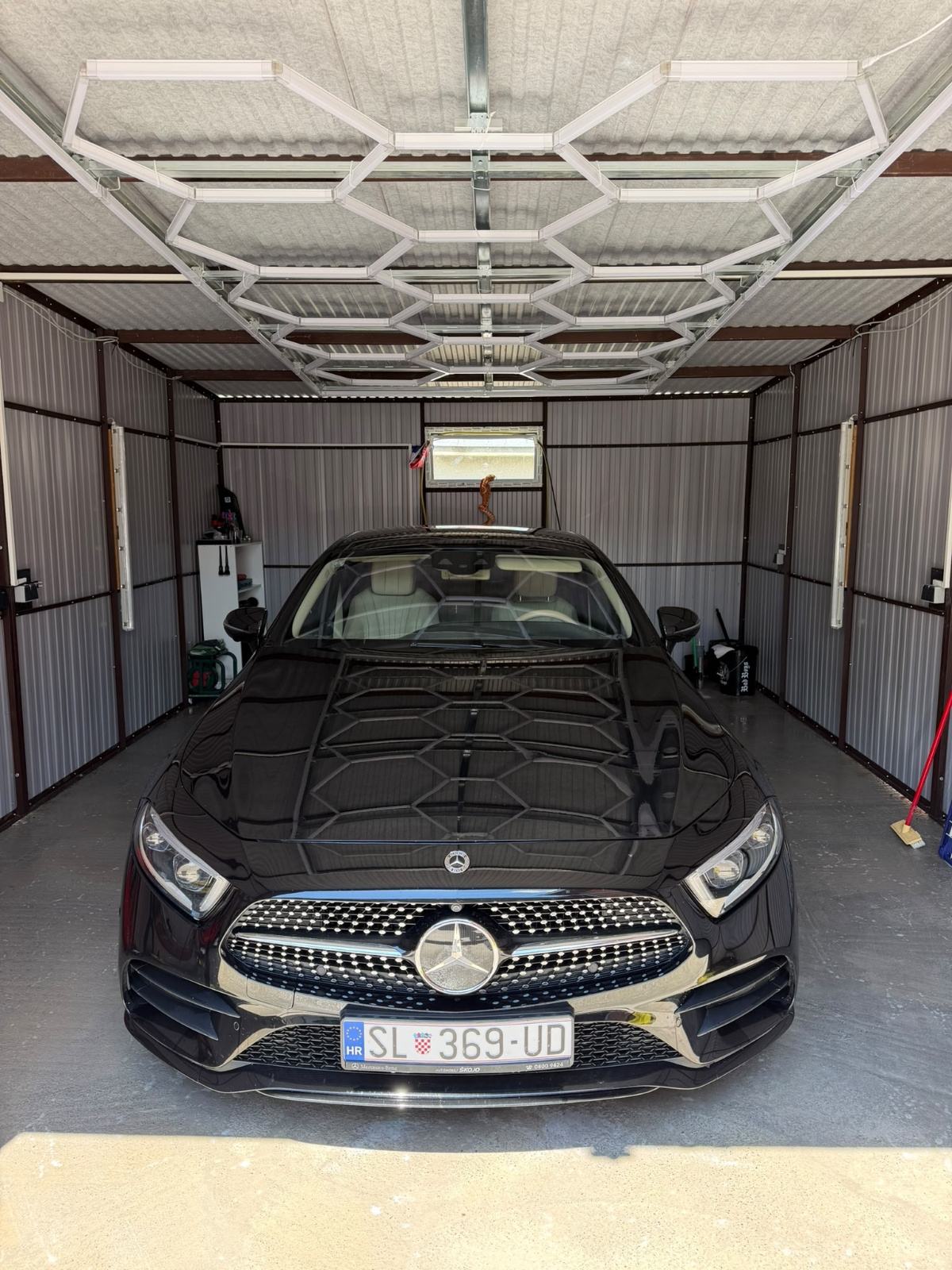Mercedes-Benz CLS 400 D AMG 4Matic, pogled izvana - slika 1