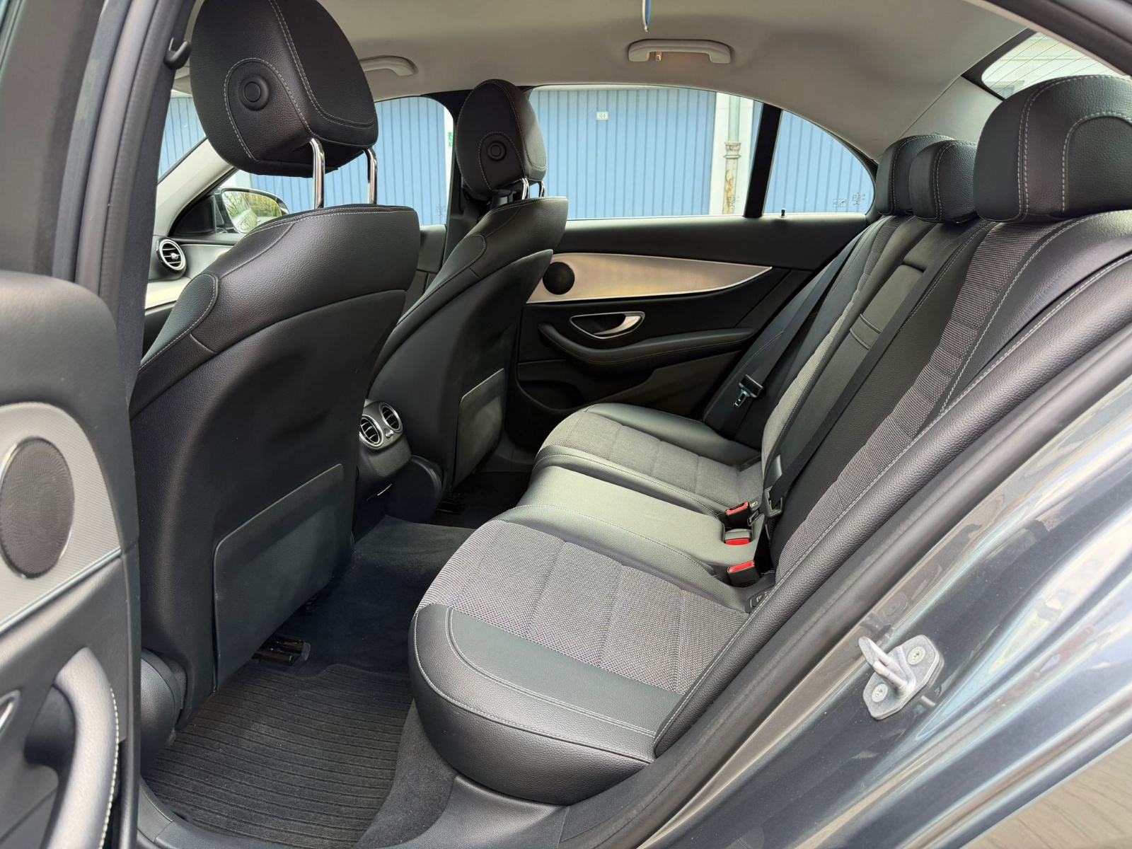 Mercedes-Benz E 200⭐114.000KM⭐AVANTGARDE⭐KAO NOV⭐1.VL⭐GARANCIJA, fotografija 13