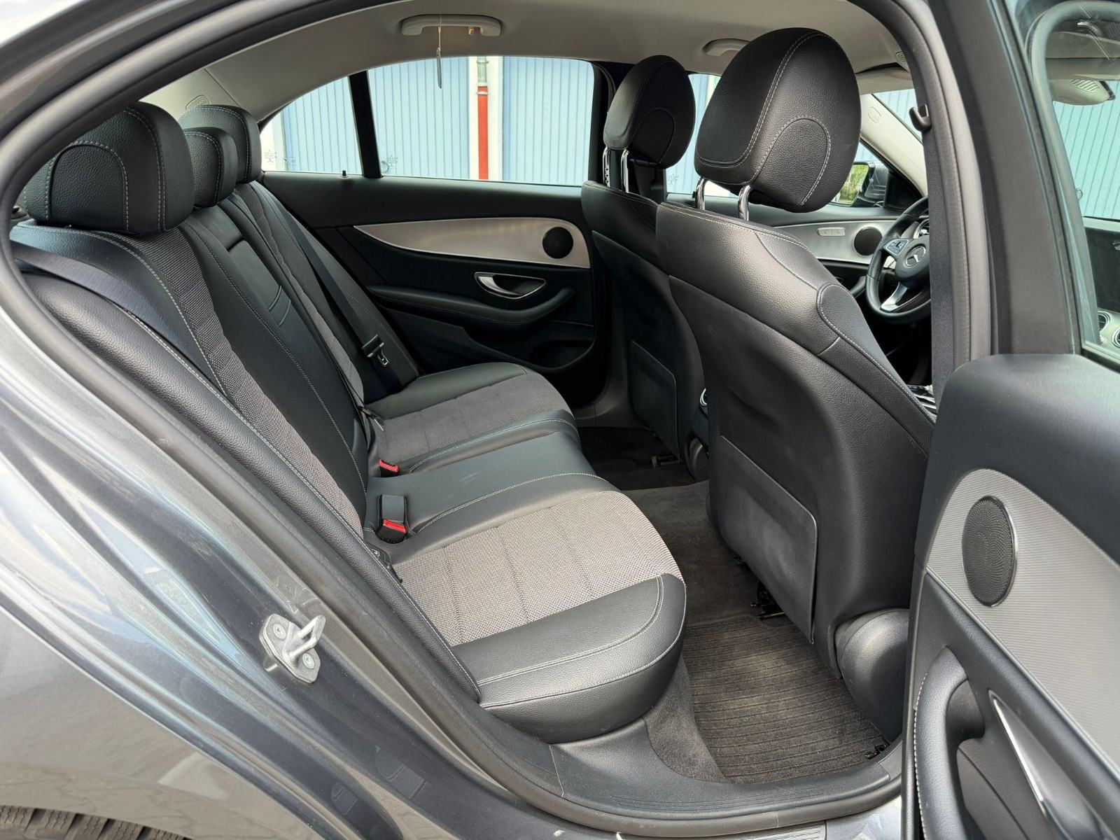 Mercedes-Benz E 200⭐114.000KM⭐AVANTGARDE⭐KAO NOV⭐1.VL⭐GARANCIJA, fotografija 16