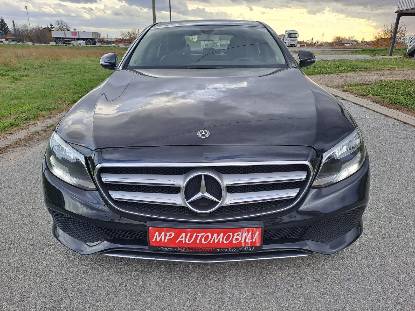 Mercedes-Benz E-200 CDI-2018gd.md-NAVIGACIJA-automatik9g,alu,koža,KART, fotografija 4