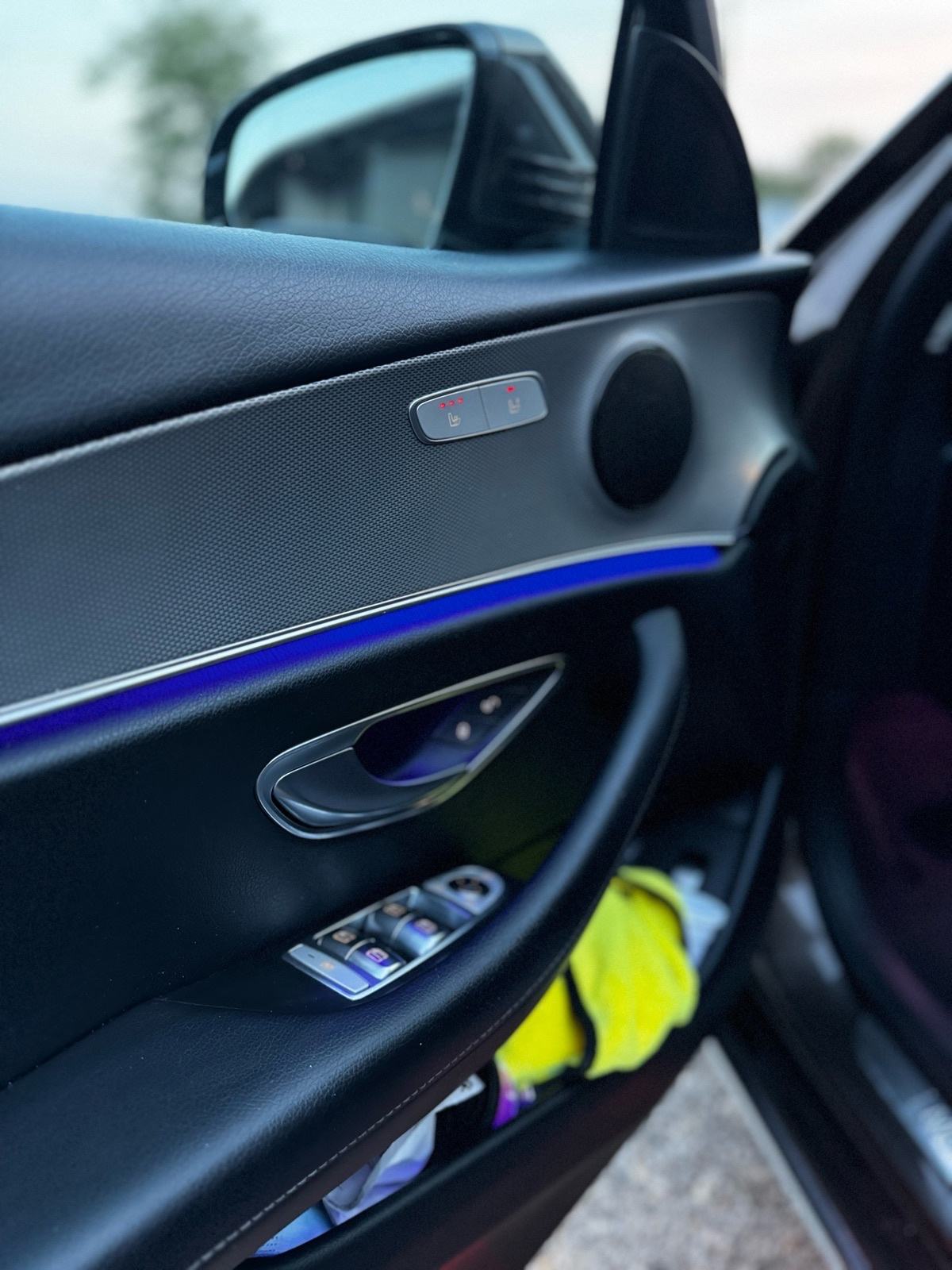 Mercedes-Benz E 200d, 9G-Tronick,63 AMG Look,HR auto,Servisna MB, fotografija 12