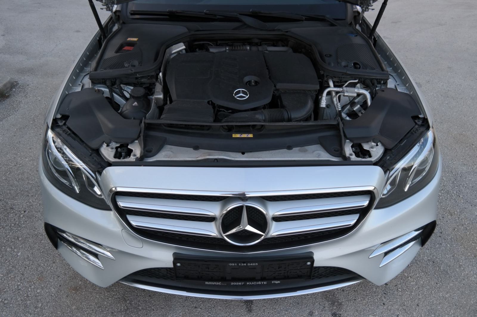 Mercedes-Benz E-220 AMG ksenon,360 kamera,koža,navigacija,nove gume, fotografija 20