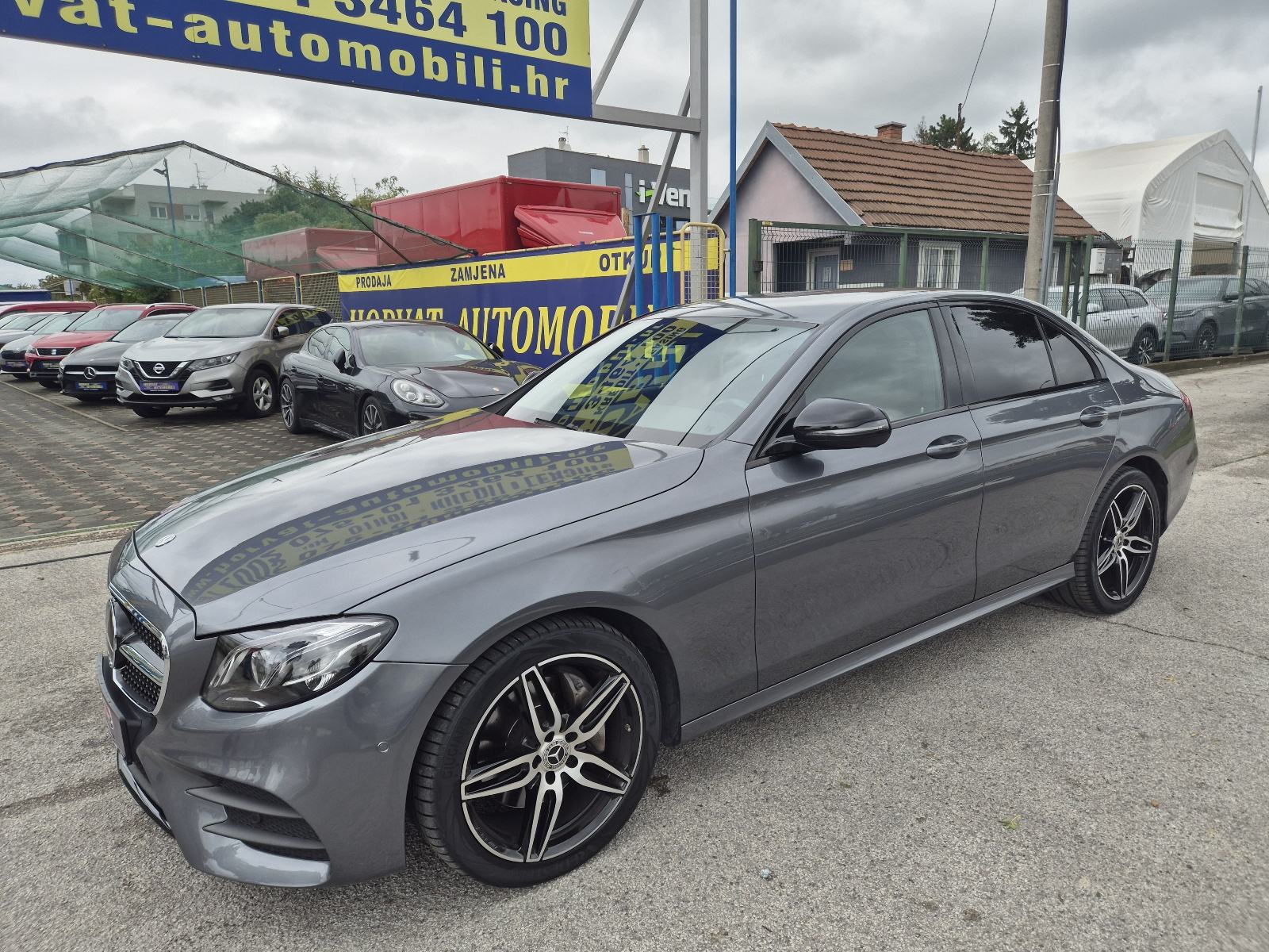 Mercedes-Benz E 220 D automatik, 4matic, odlično stanje, garancija.., fotografija 3