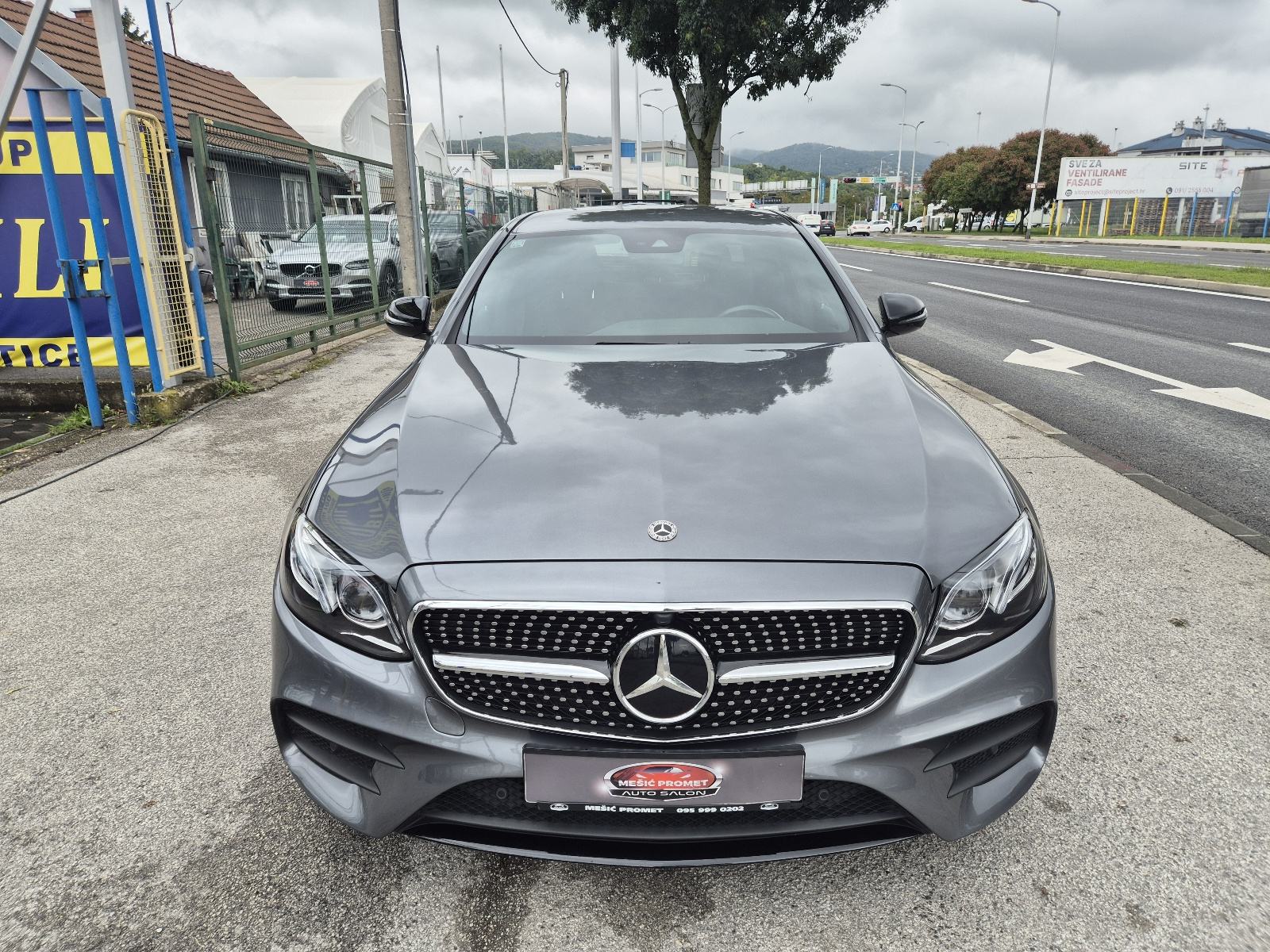 Mercedes-Benz E 220 D automatik, 4matic, odlično stanje, garancija.., fotografija 2