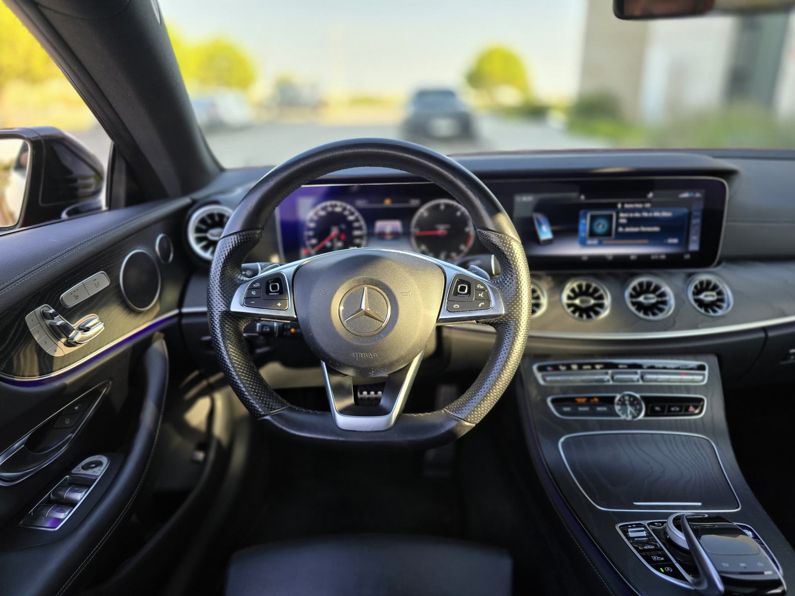 Mercedes-Benz E 220 d Coupé AMG Line 9G-TRONIC | AIRMATIC | PANORAMA, fotografija 12