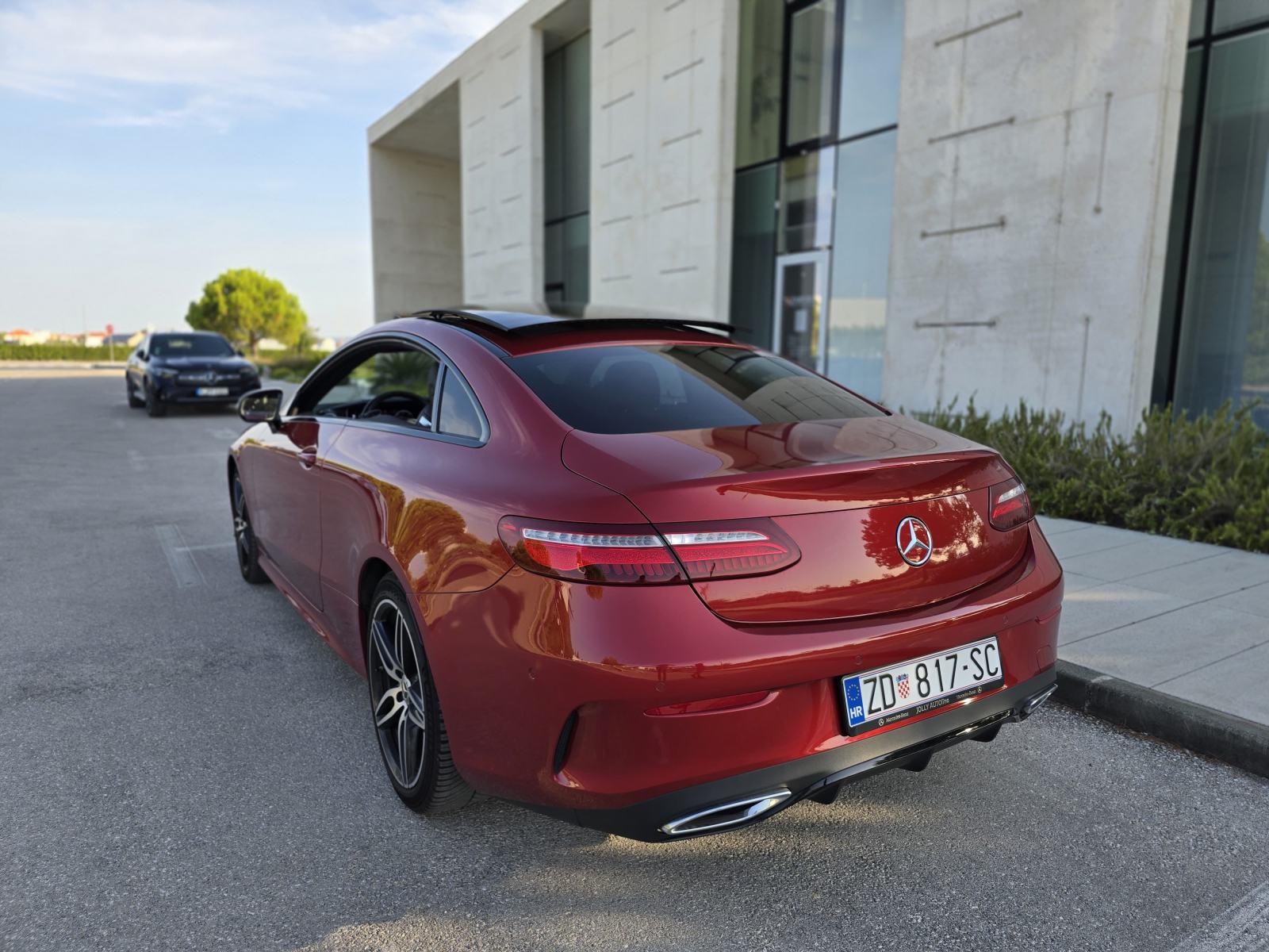 Mercedes-Benz E 220 d Coupé AMG Line 9G-TRONIC | AIRMATIC | PANORAMA, fotografija 4