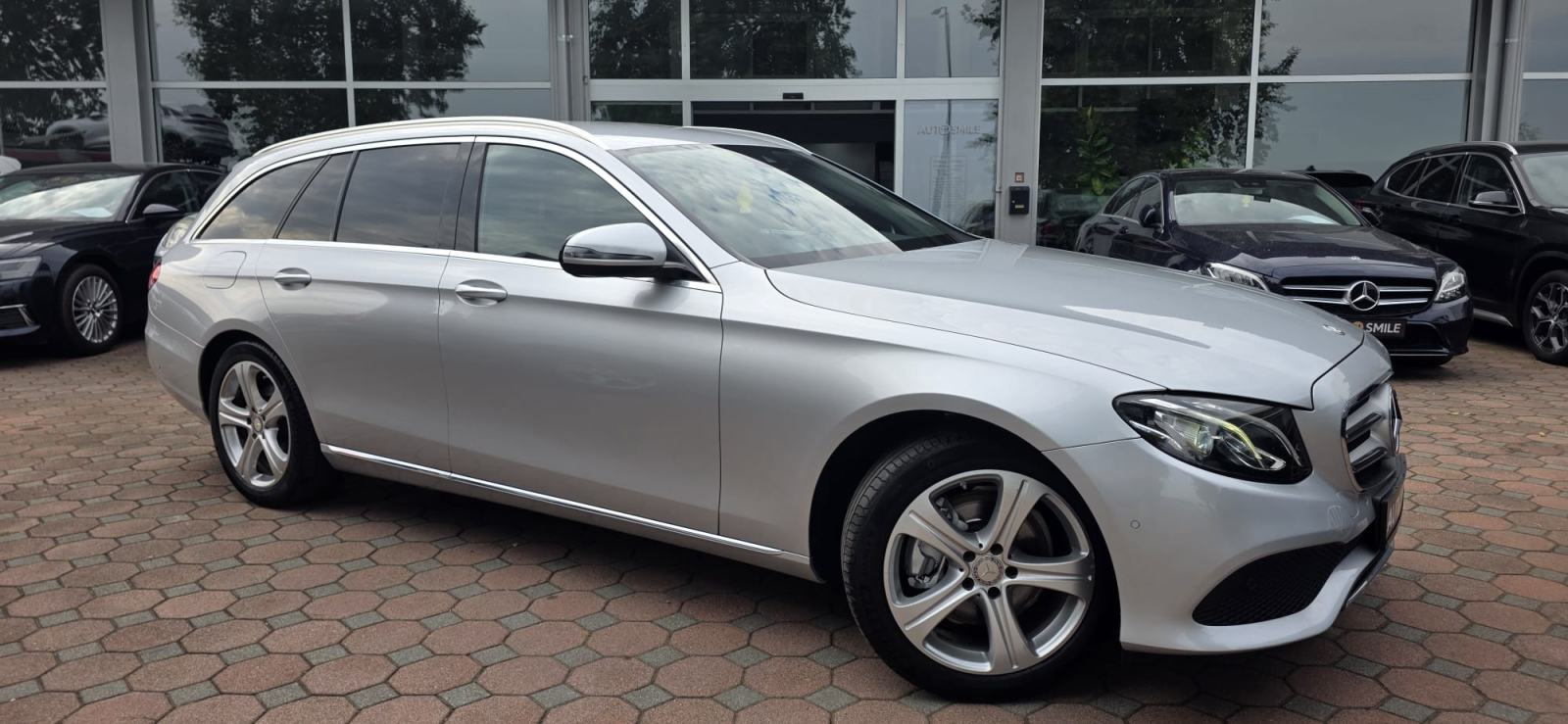 Mercedes-Benz E 220D, T-MODEL,F1 AUT, FULL LED, NAVI, TEMP, RADAR.., fotografija 8