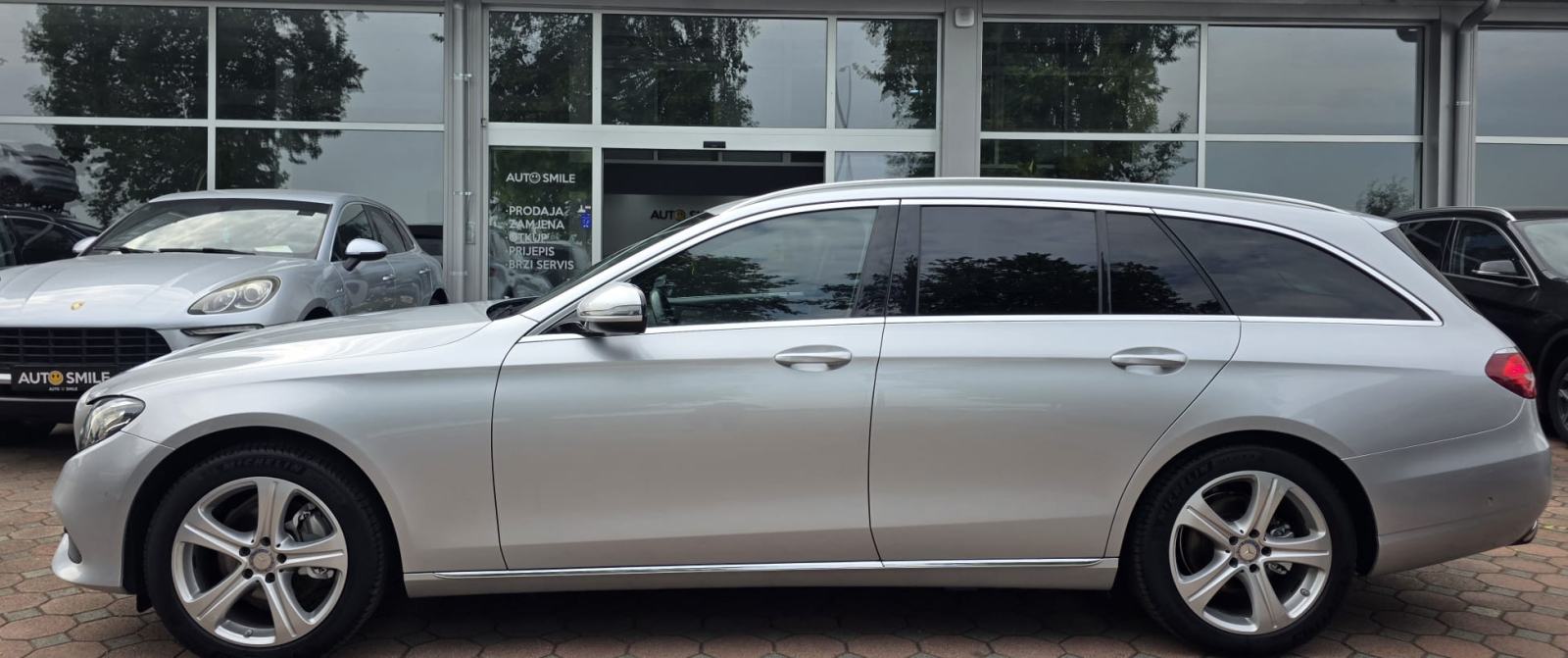 Mercedes-Benz E 220D, T-MODEL,F1 AUT, FULL LED, NAVI, TEMP, RADAR.., fotografija 2
