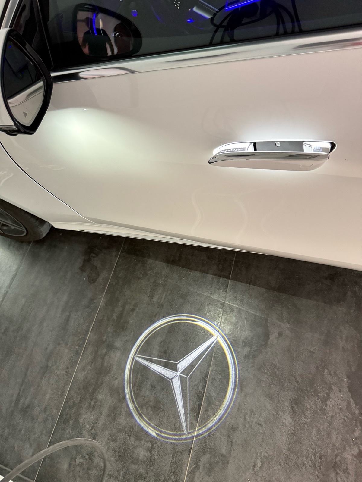 Mercedes-Benz E 300 e AMG line, fotografija 18