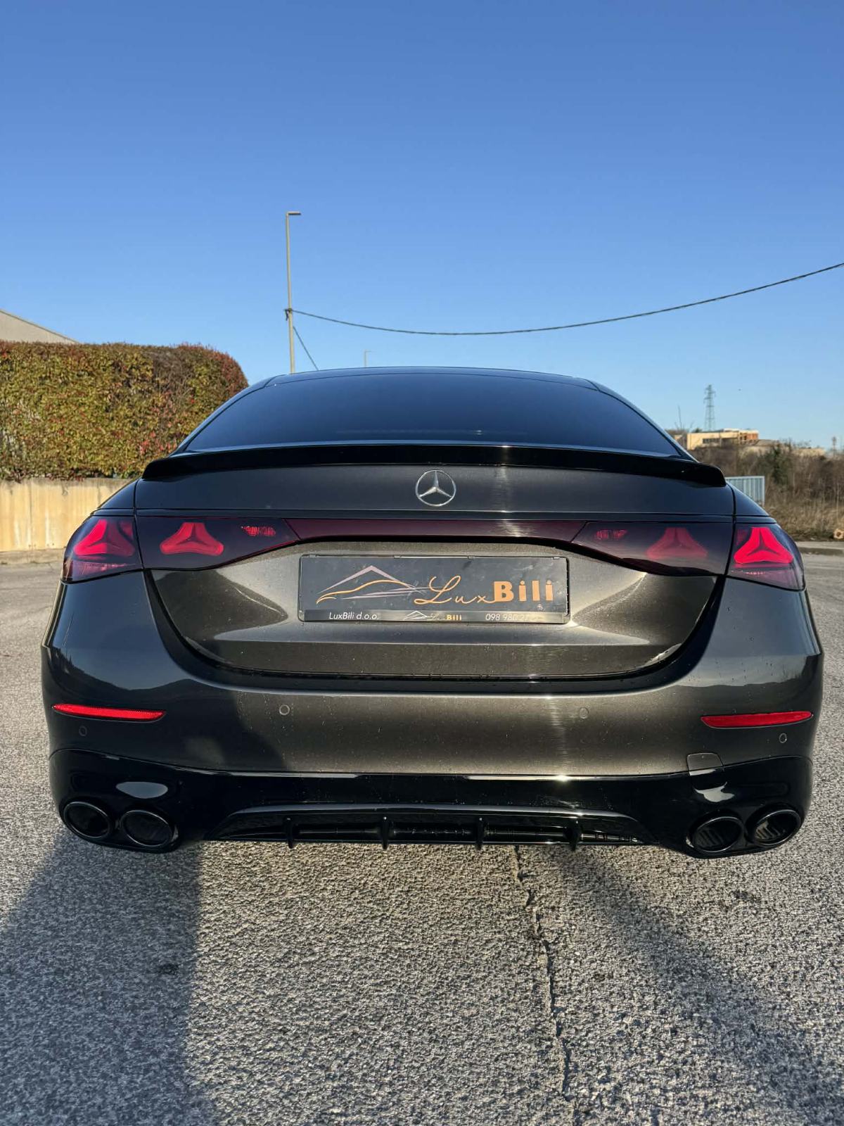 Mercedes-Benz E 300e AMG, 313HP, u PDV, fotografija 4