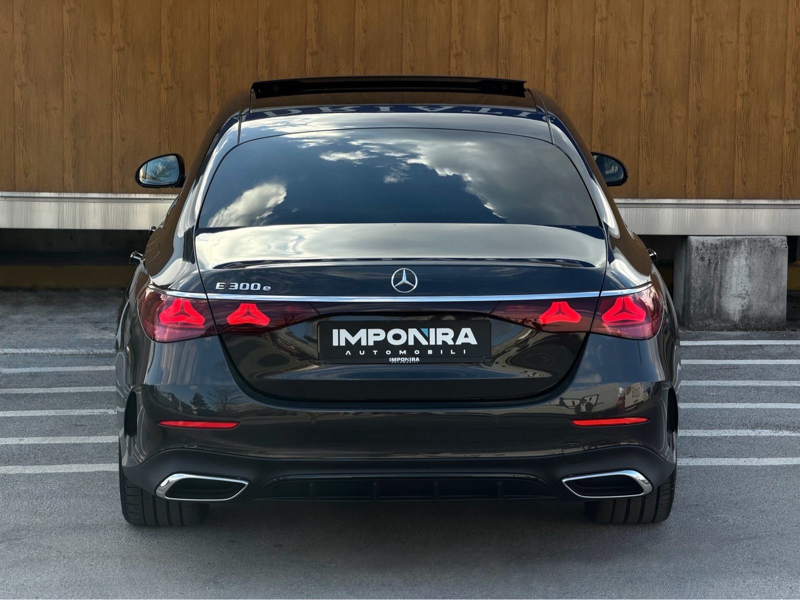 MERCEDES-BENZ E 300e AMG, 360 KAMERA, BURMESTER, PANORAMA, ZRAČNI, fotografija 6