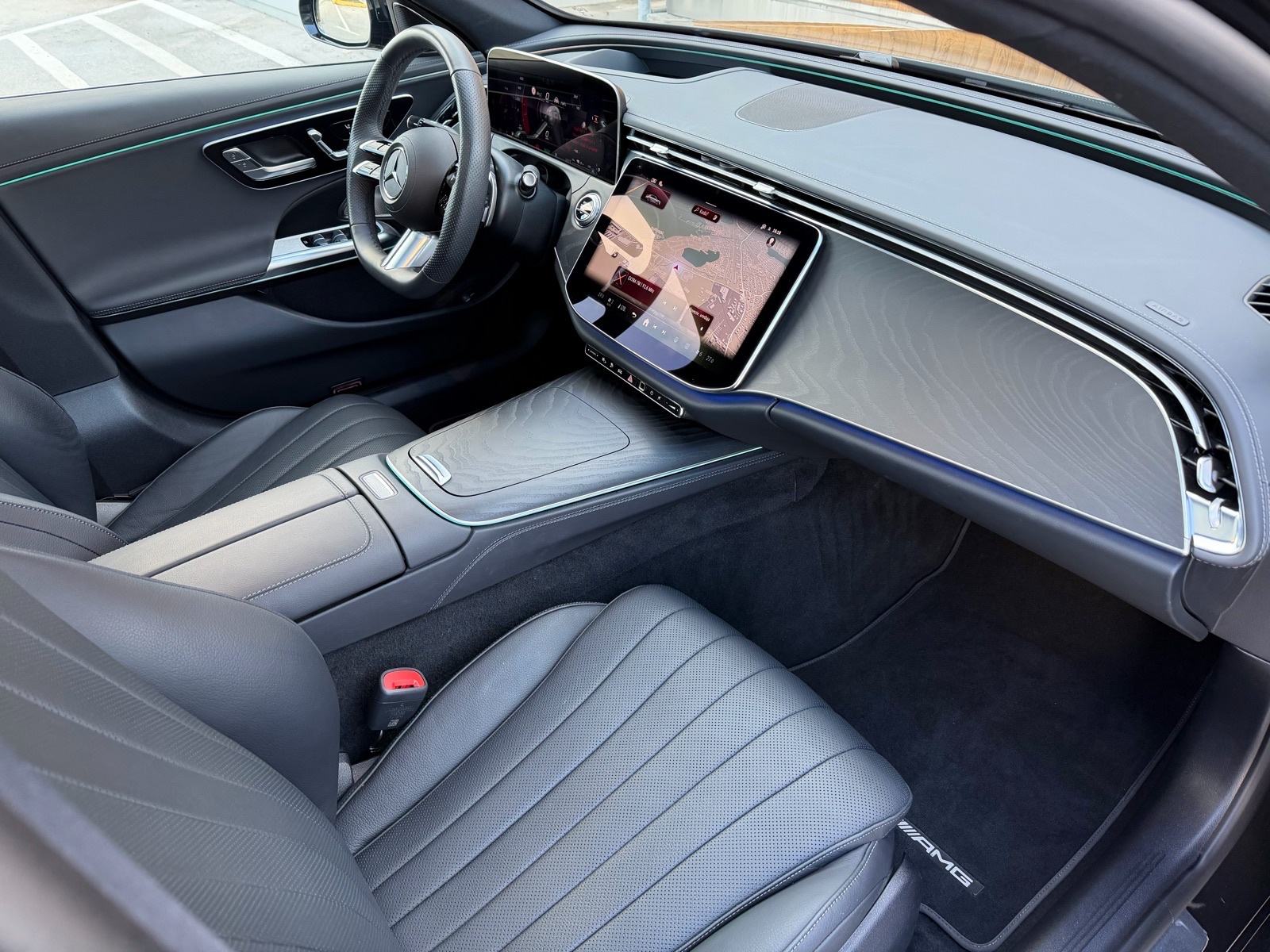 MERCEDES-BENZ E 300e AMG, 360 KAMERA, BURMESTER, PANORAMA, ZRAČNI, fotografija 15