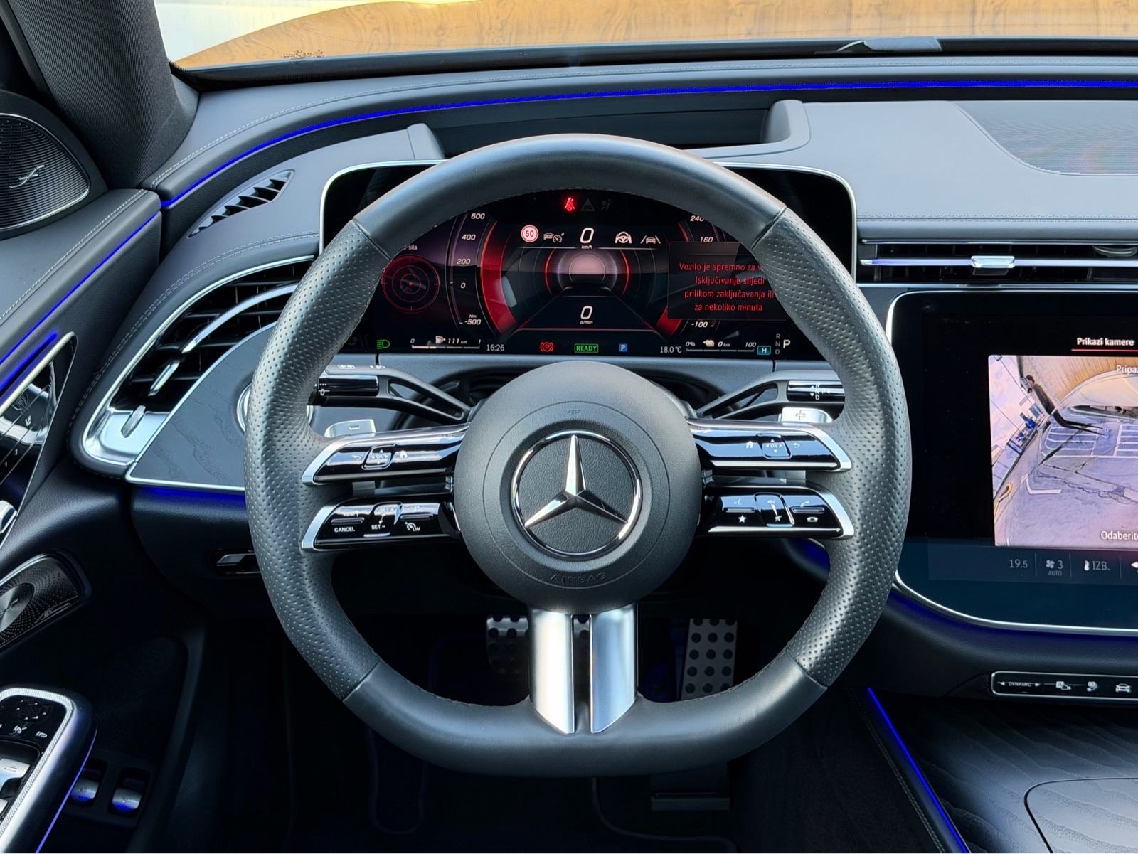 MERCEDES-BENZ E 300e AMG, 360 KAMERA, BURMESTER, PANORAMA, ZRAČNI, fotografija 14