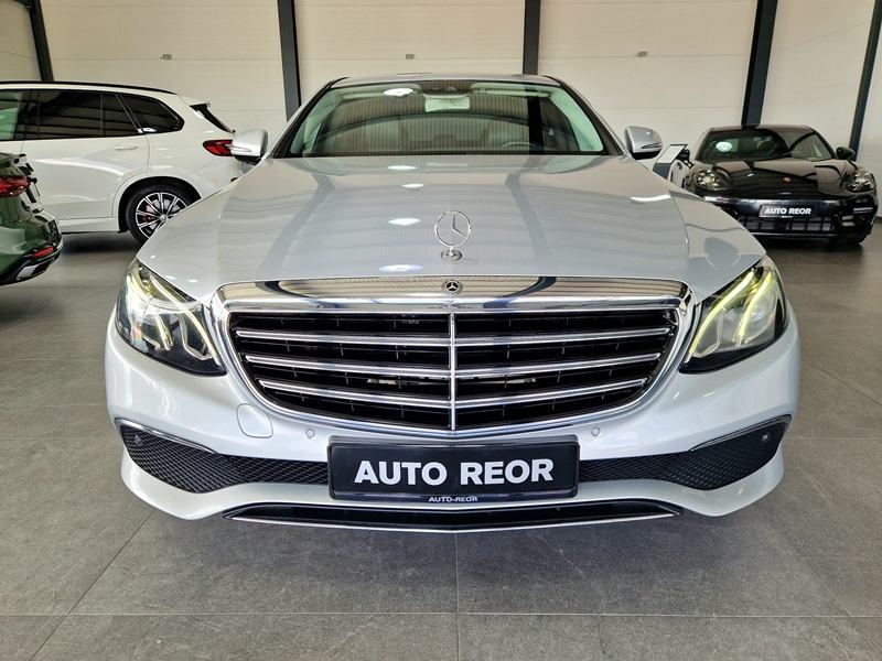 Mercedes-Benz E 350d Avantgarde Widescreen, pogled izvana - slika 2