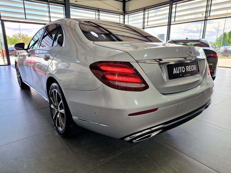 Mercedes-Benz E 350d Avantgarde Widescreen, pogled izvana - slika 5