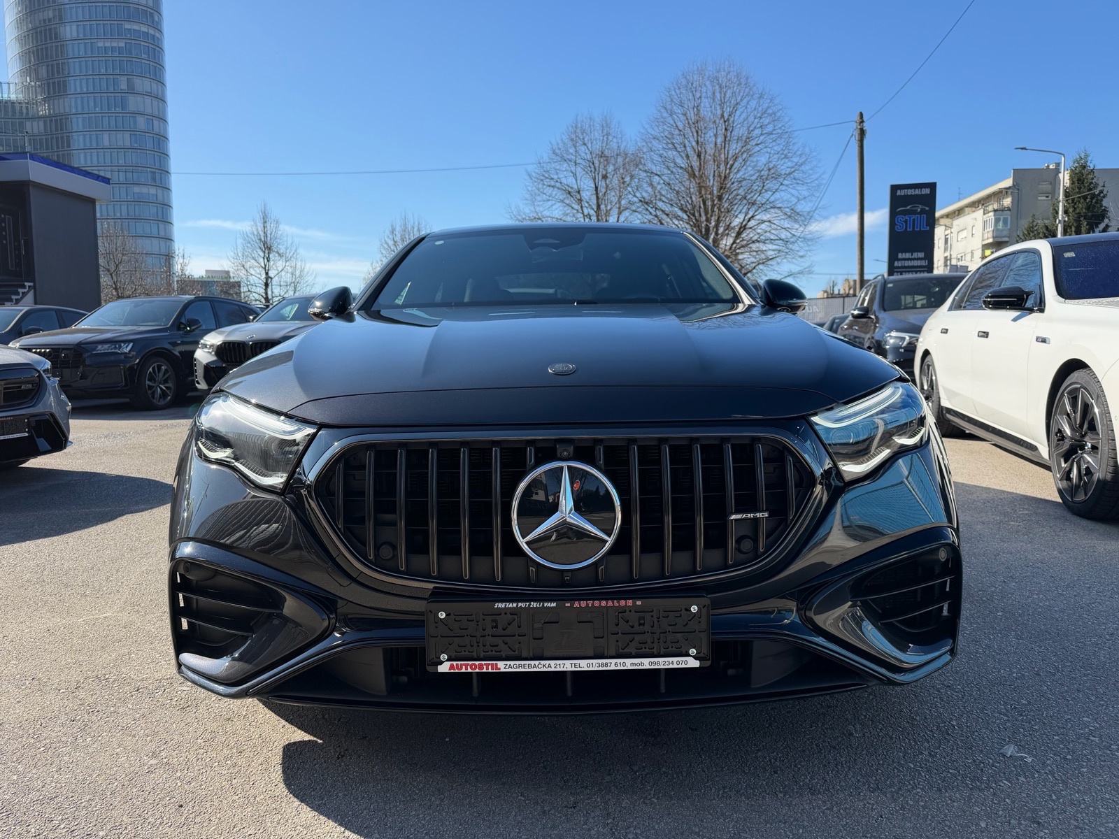 Mercedes-Benz E 53 AMG 4Matic Hybrid **DYNAMIC PLUS**612 KS**, pogled izvana - slika 2