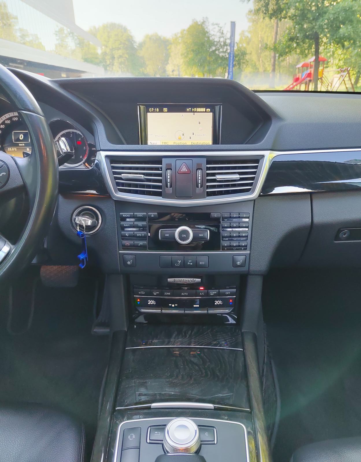 Mercedes-Benz E-klasa 200 CDI automatik, fotografija 16
